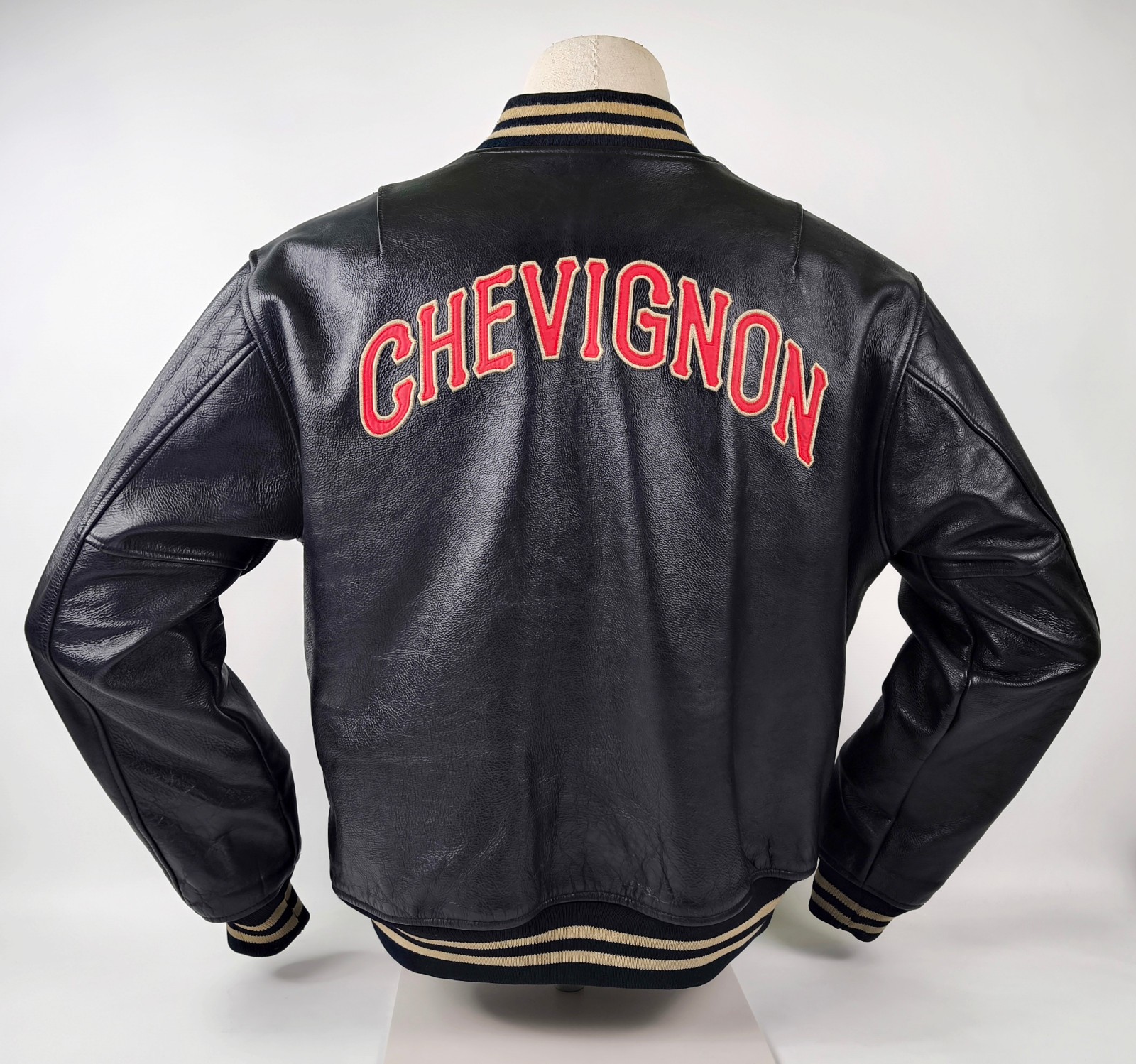 Chevignon Lederjacke schwarz Gr. XL (L) vintage 90s großes Rückenlogo