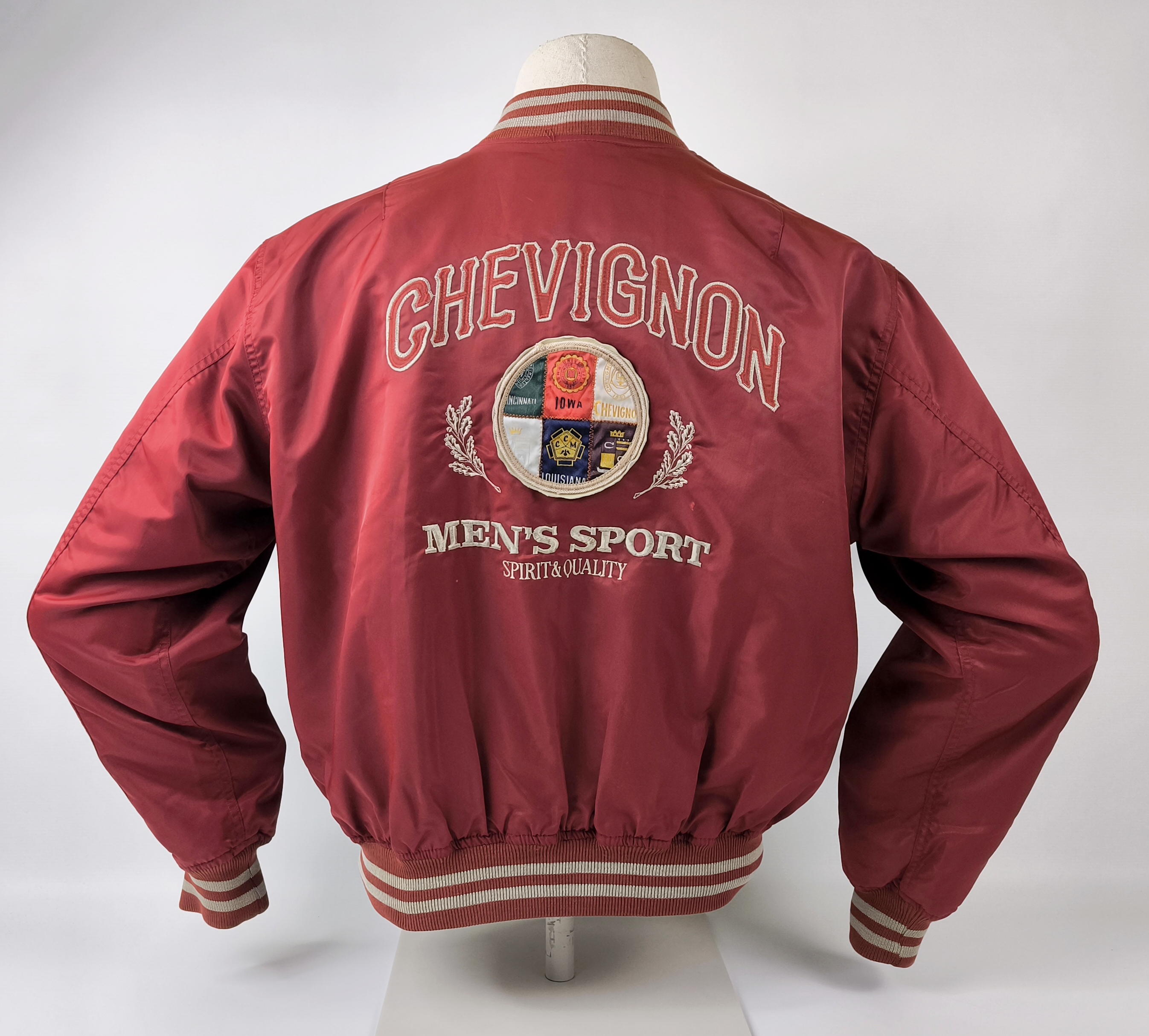 Chevignon Jacke Kern County Men`s Sports Gr. XL (L) rot vintage 90s Rückenlogo
