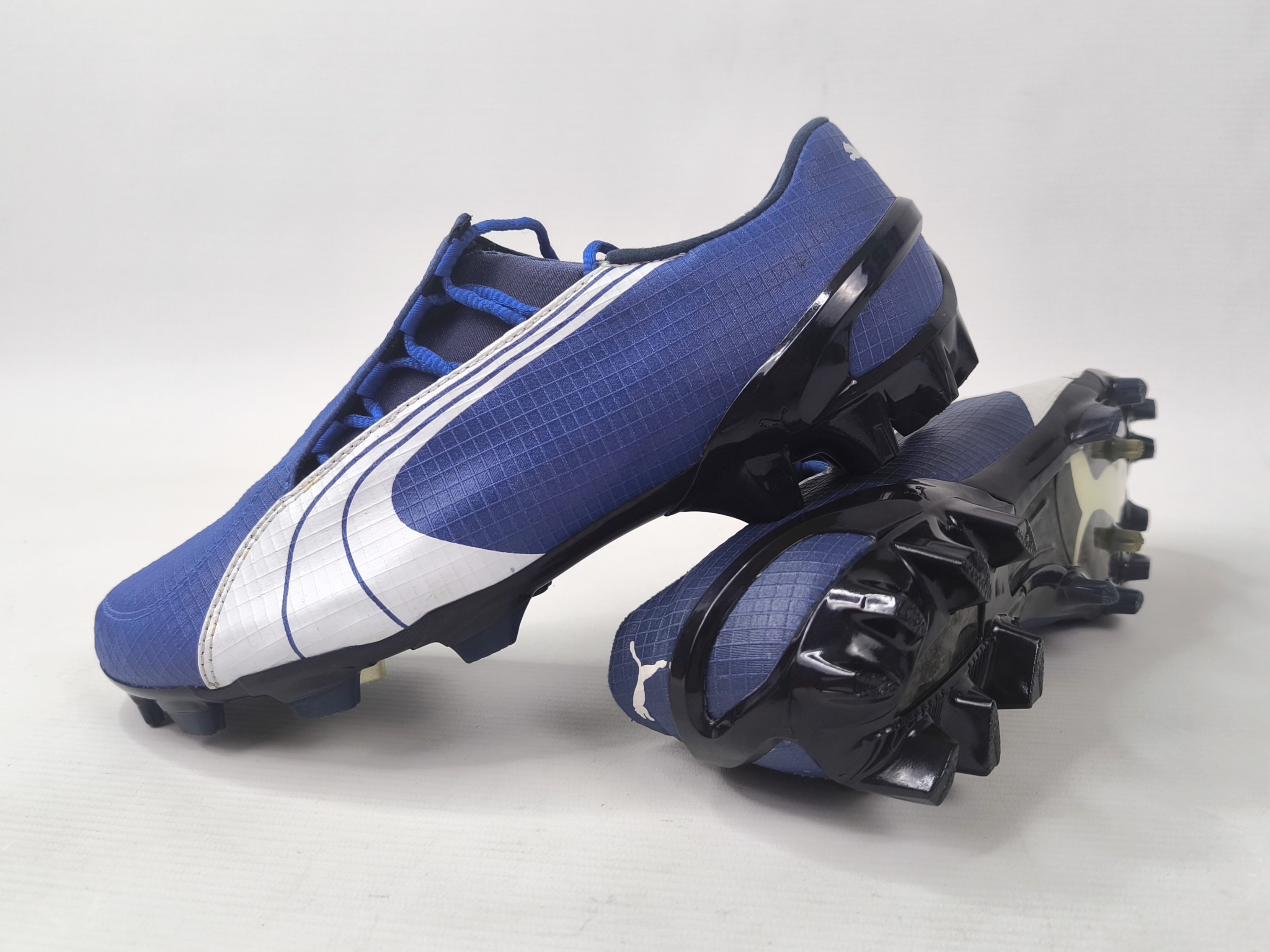 Puma v1.06 FG Fussball Schuhe blau EUR 40 / UK 6.5 aus 2006 ungetragen 101012 06