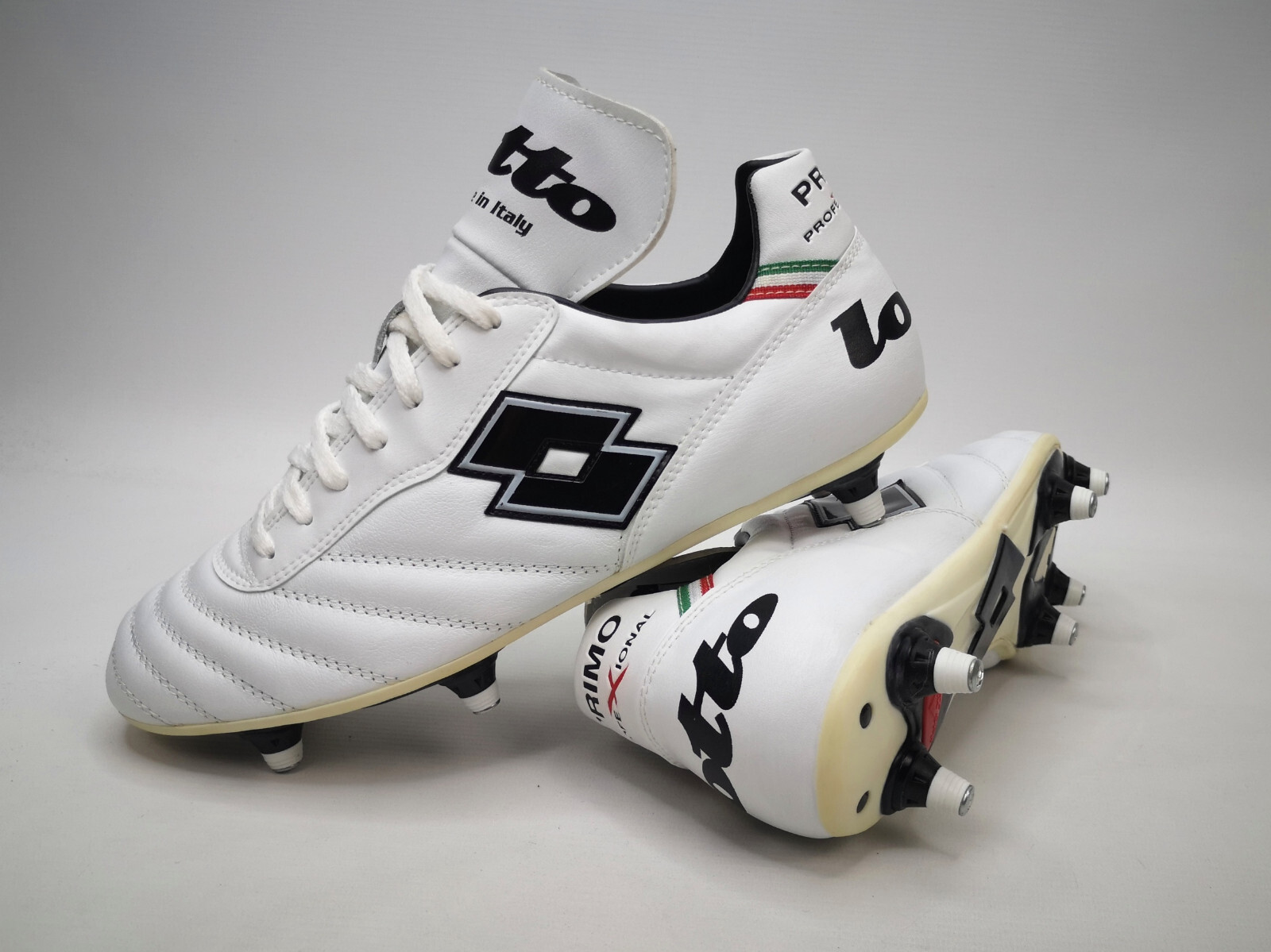 Lotto Primo Prefexional Fussball Schuhe Eur 43 / UK 9 weiß Made in Italy neu