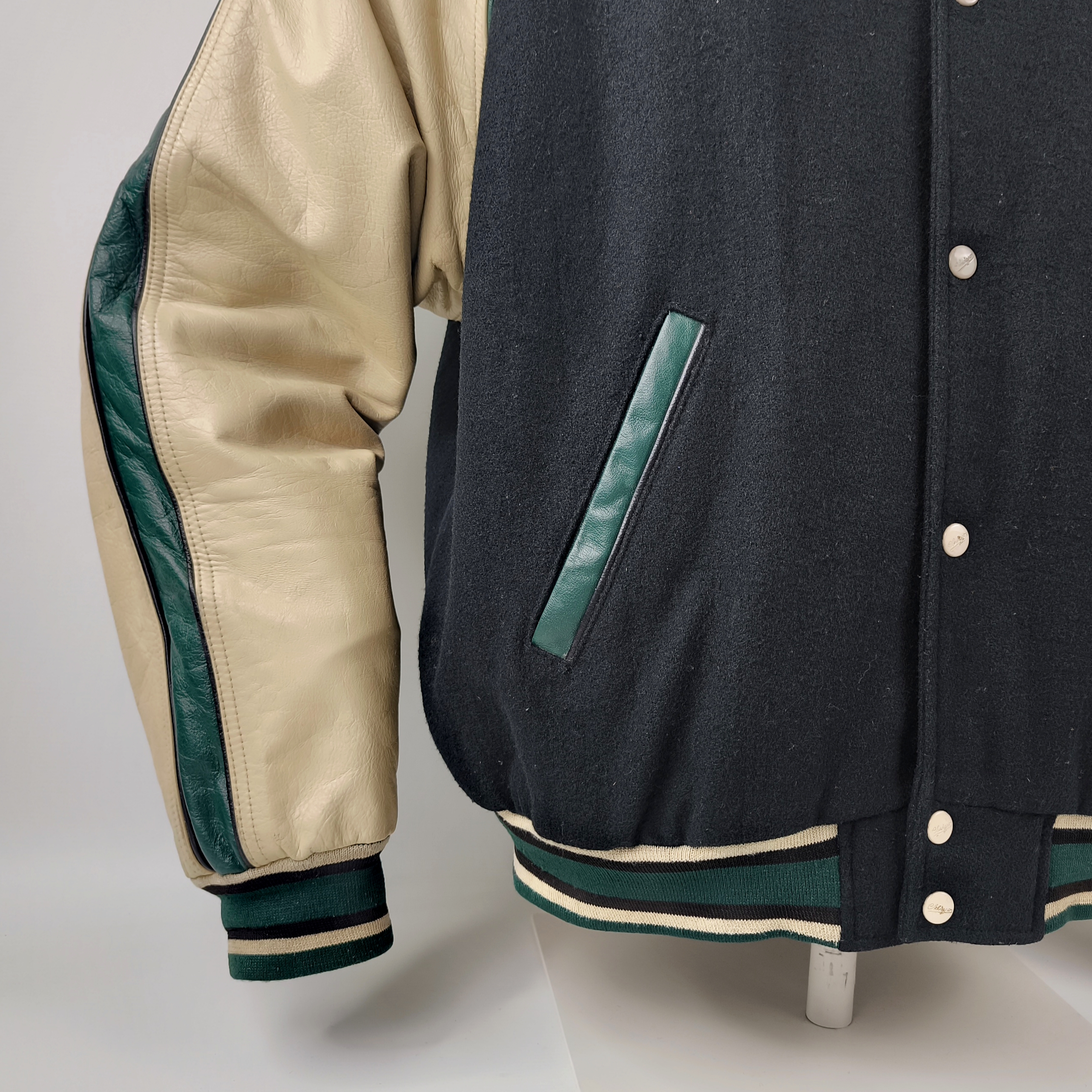 Chevignon Jacke College CSD Sport Dept Gr. XL (L) schwarz creme Wolle Leder Mix