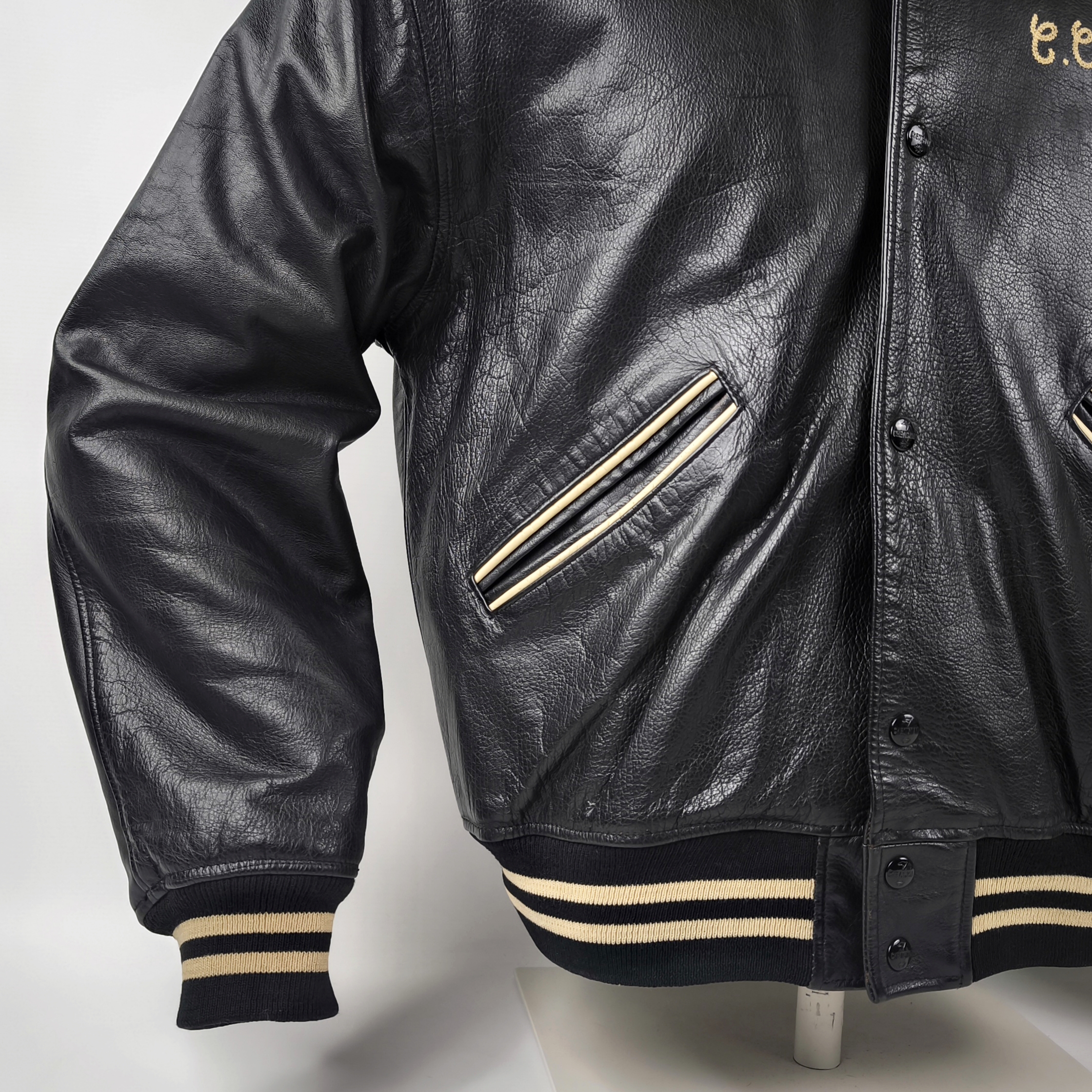 Chevignon Lederjacke schwarz Gr. XL (L) vintage 90s großes Rückenlogo