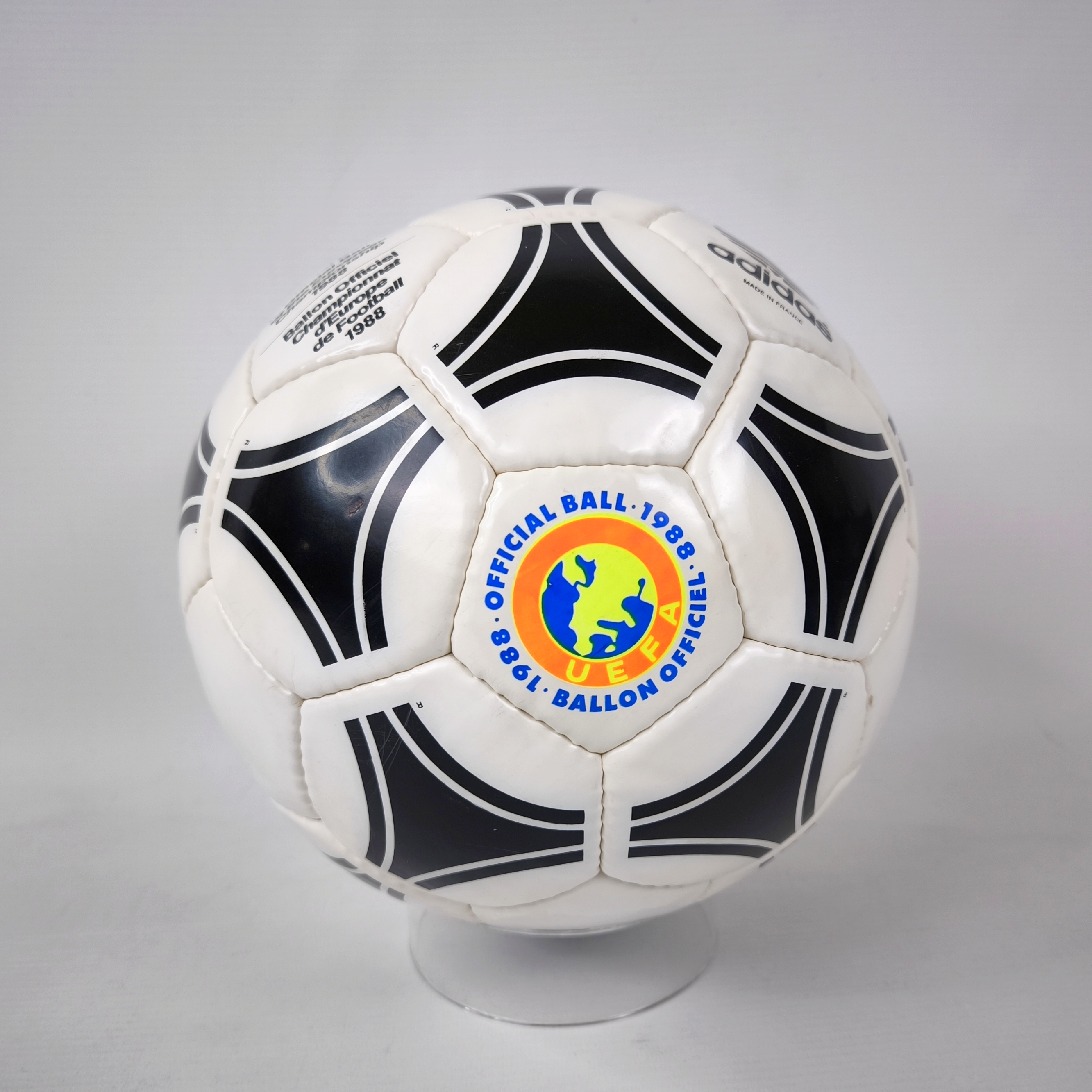 adidas Fussball Tango Europa 1988 Made in France Official matchball European CC