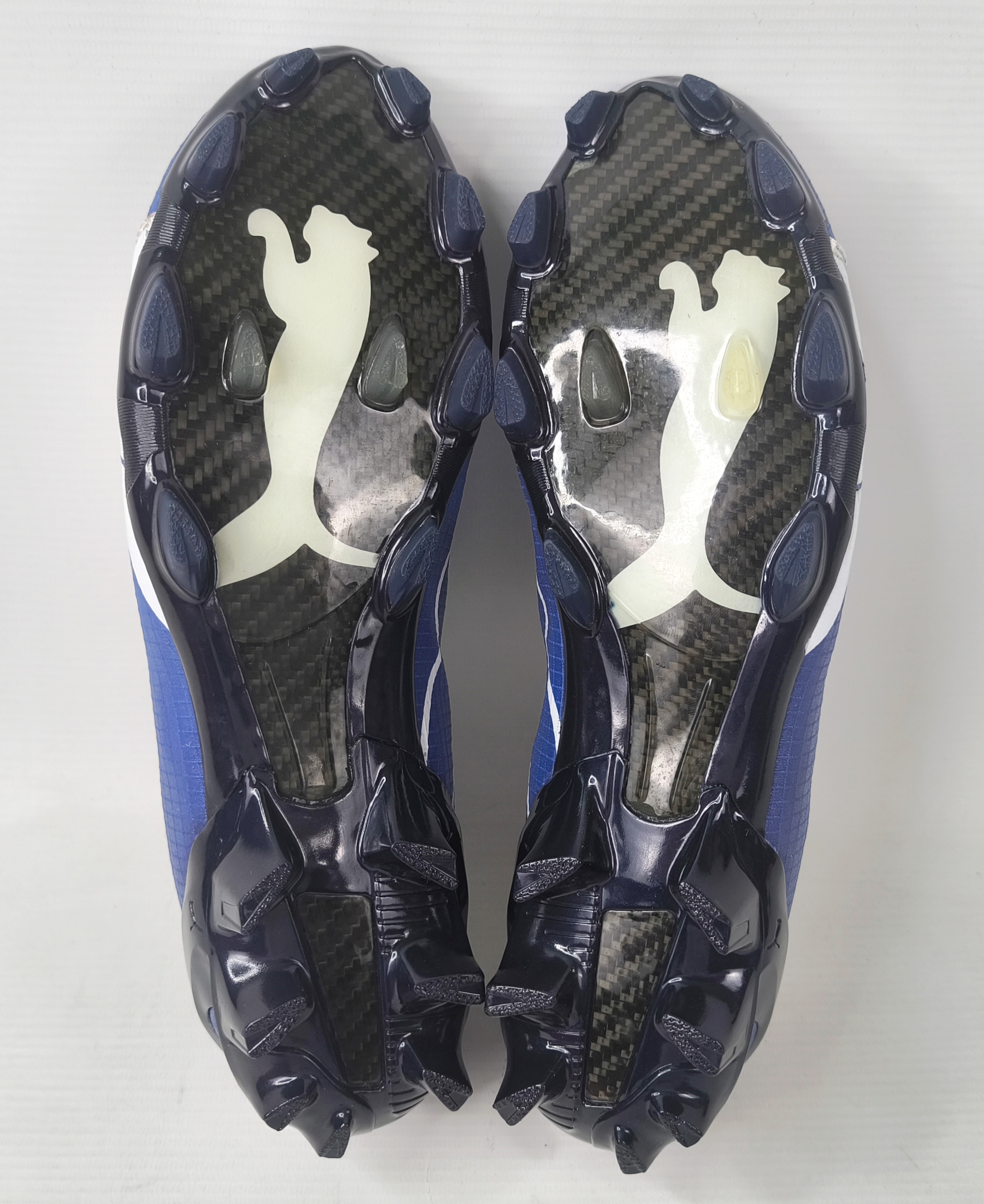 Puma v1.06 FG Fussball Schuhe blau EUR 41 / UK 7.5 aus 2006 ungetragen 101012 06