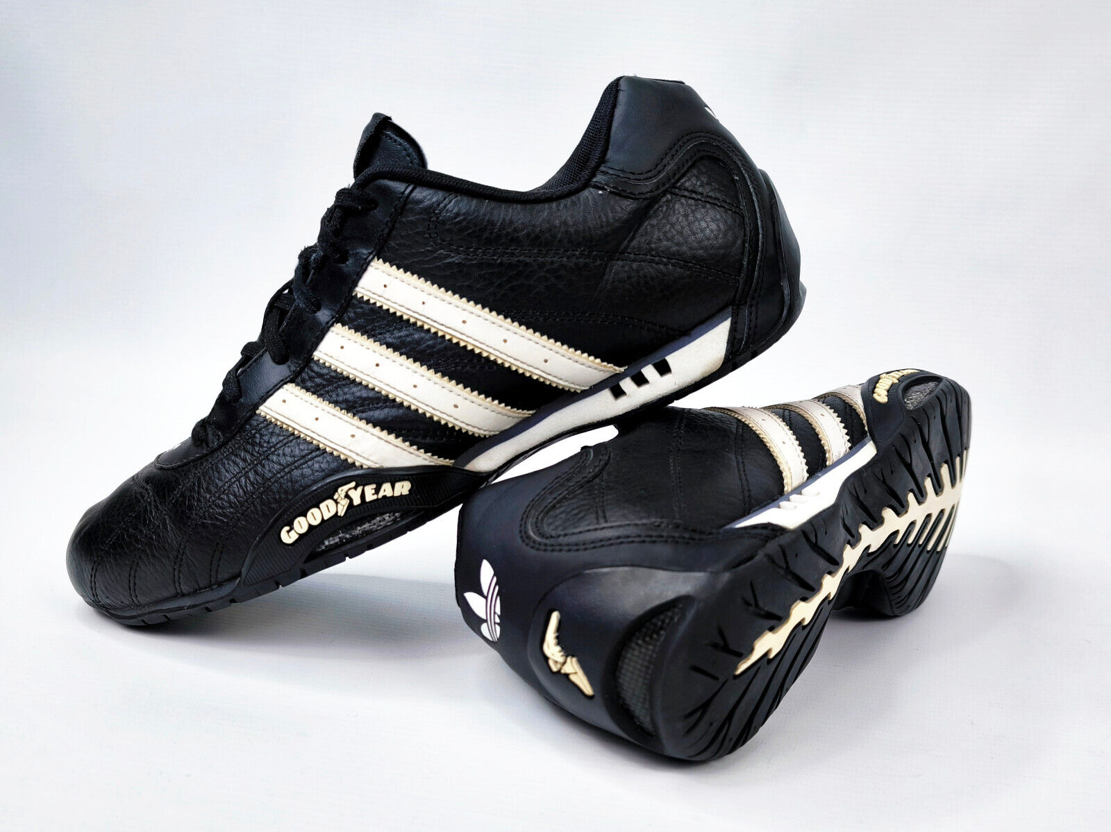 adidas Adi Racer Low Schuhe Größe UK 8 / Eur 42 aus 2007 561526