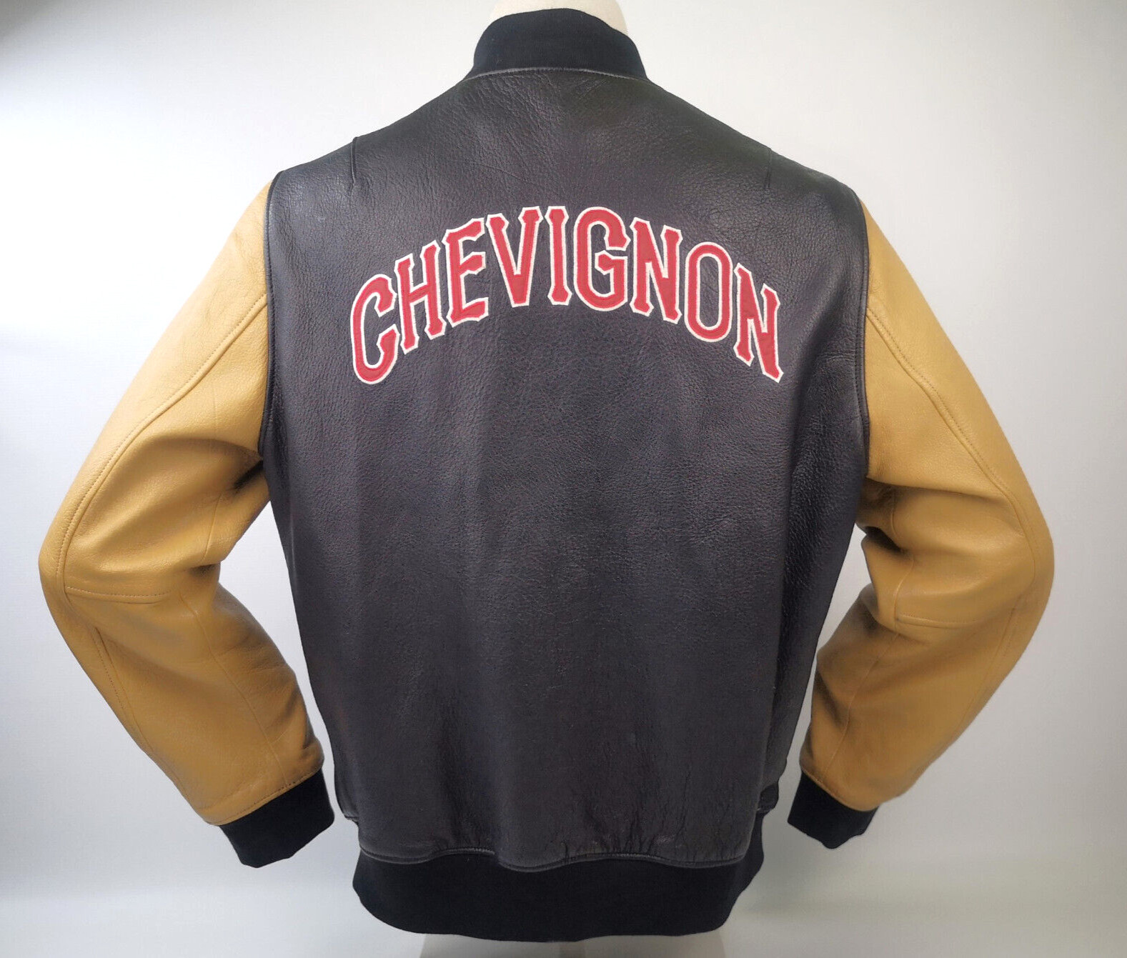Chevignon Lederjacke Modell B-Denis Gr. L schwarz ocker