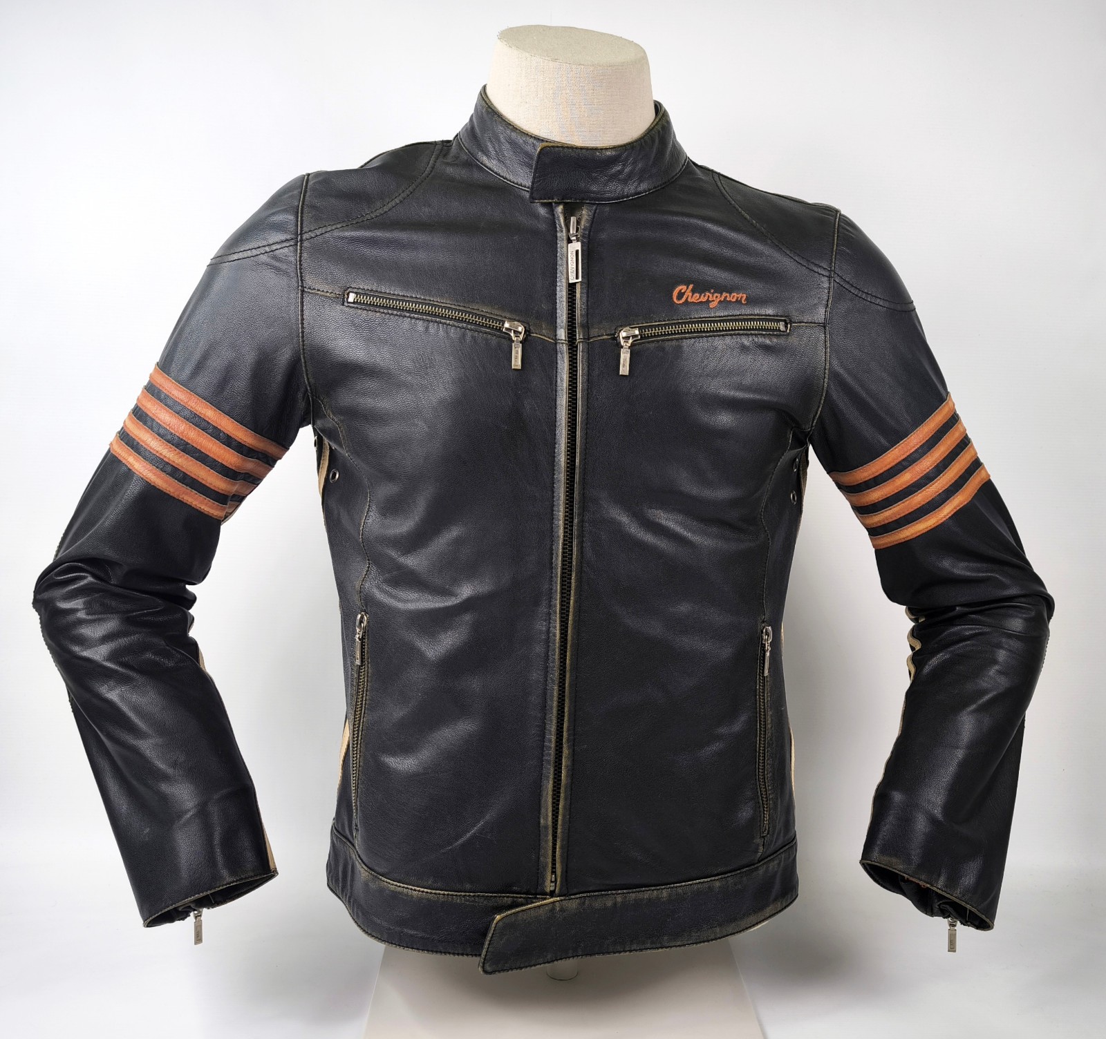 Chevignon Lederjacke antik finish schwarz Gr. M slim Logo vorn Biker