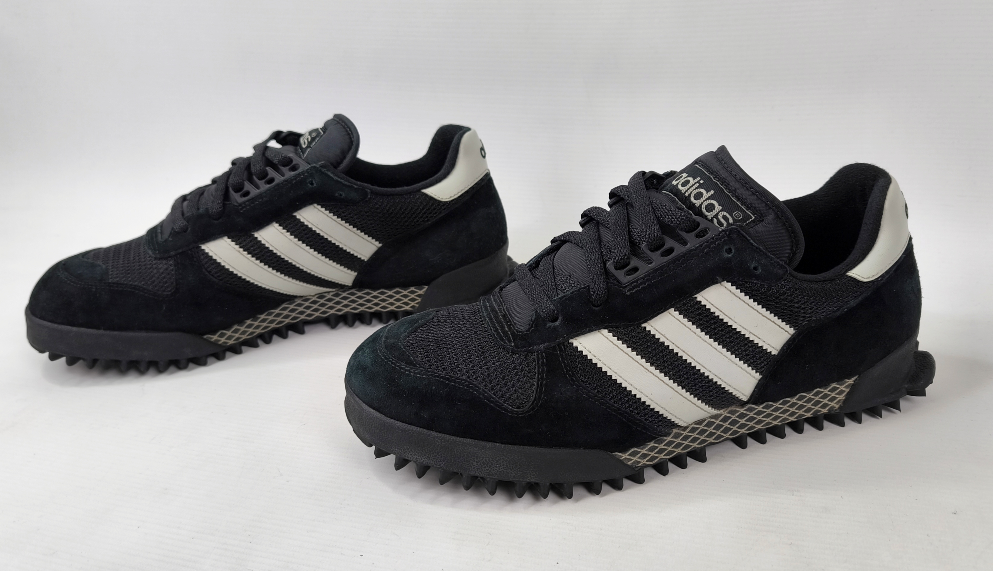 adidas Marathon TR Trainer Schuhe Eur 42 2/3 - UK 8.5 aus 2002 schwarz 033251