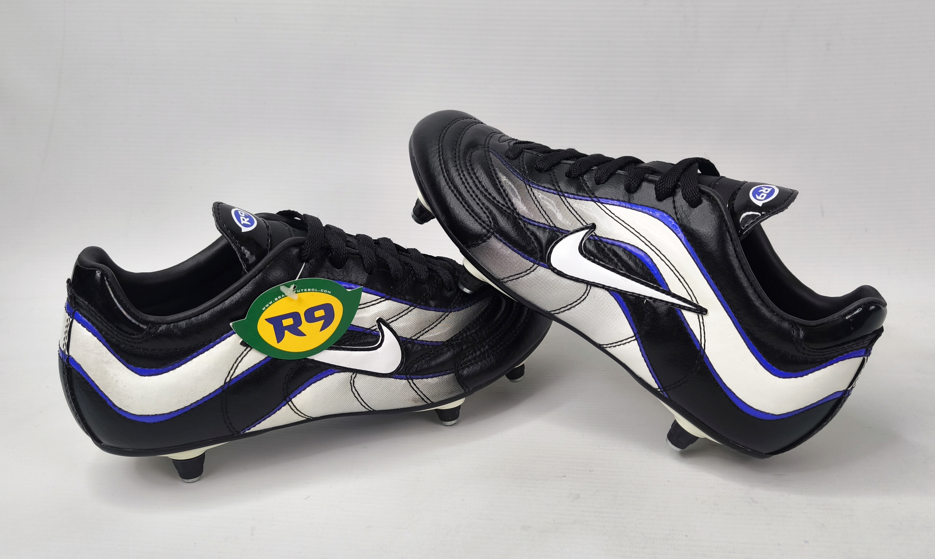 Nike Ultraccel R9 SG aus 1999 Fussball Schuhe EUR 41 US 8 Ronaldo 117311 011