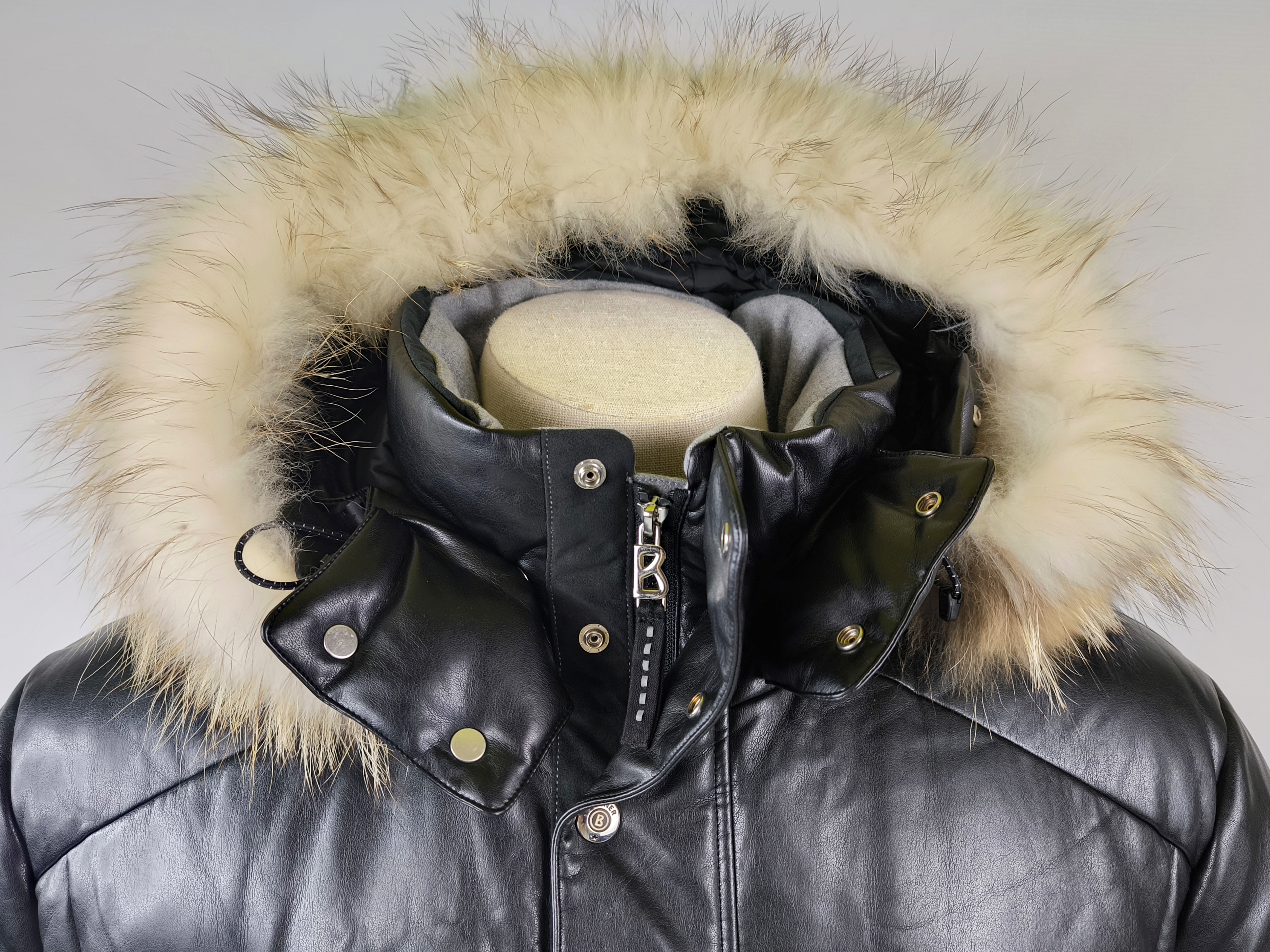 Bogner Skijacke Daunenjacke Tech Leder Gr. 54 (XL) schwarz Herren Luxus Jacke