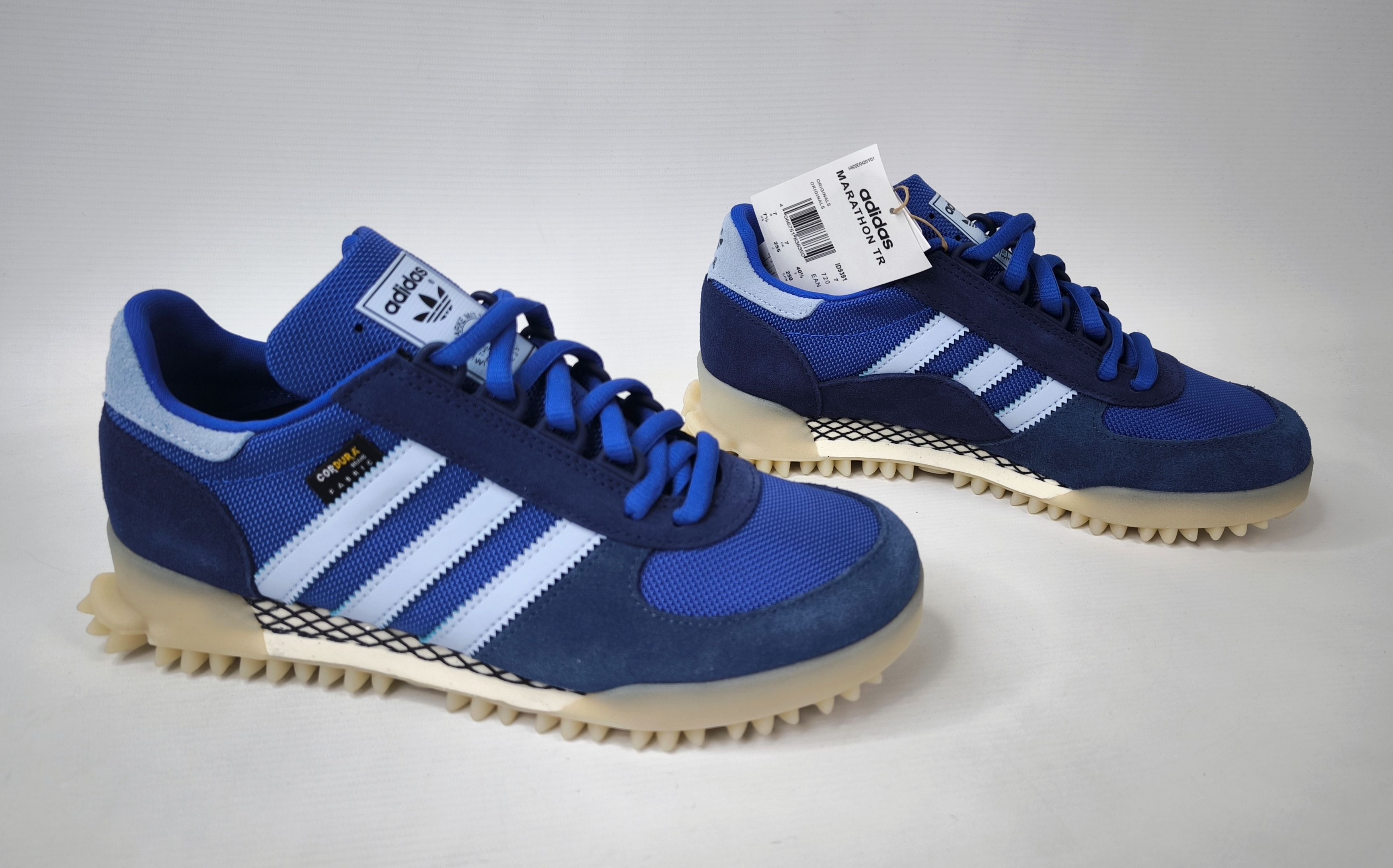 adidas Marathon TR Trainer Schuhe Eur 40 2/3 - UK 7 aus 2022 ID9391 neu