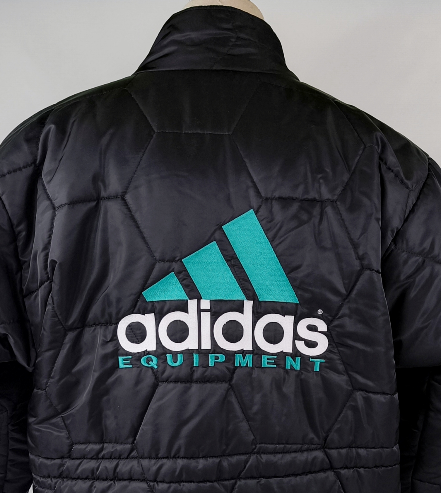 adidas Equipment Jacke schwarz Gr. D7 (L) Steppung vintage Stadionjacke 90s