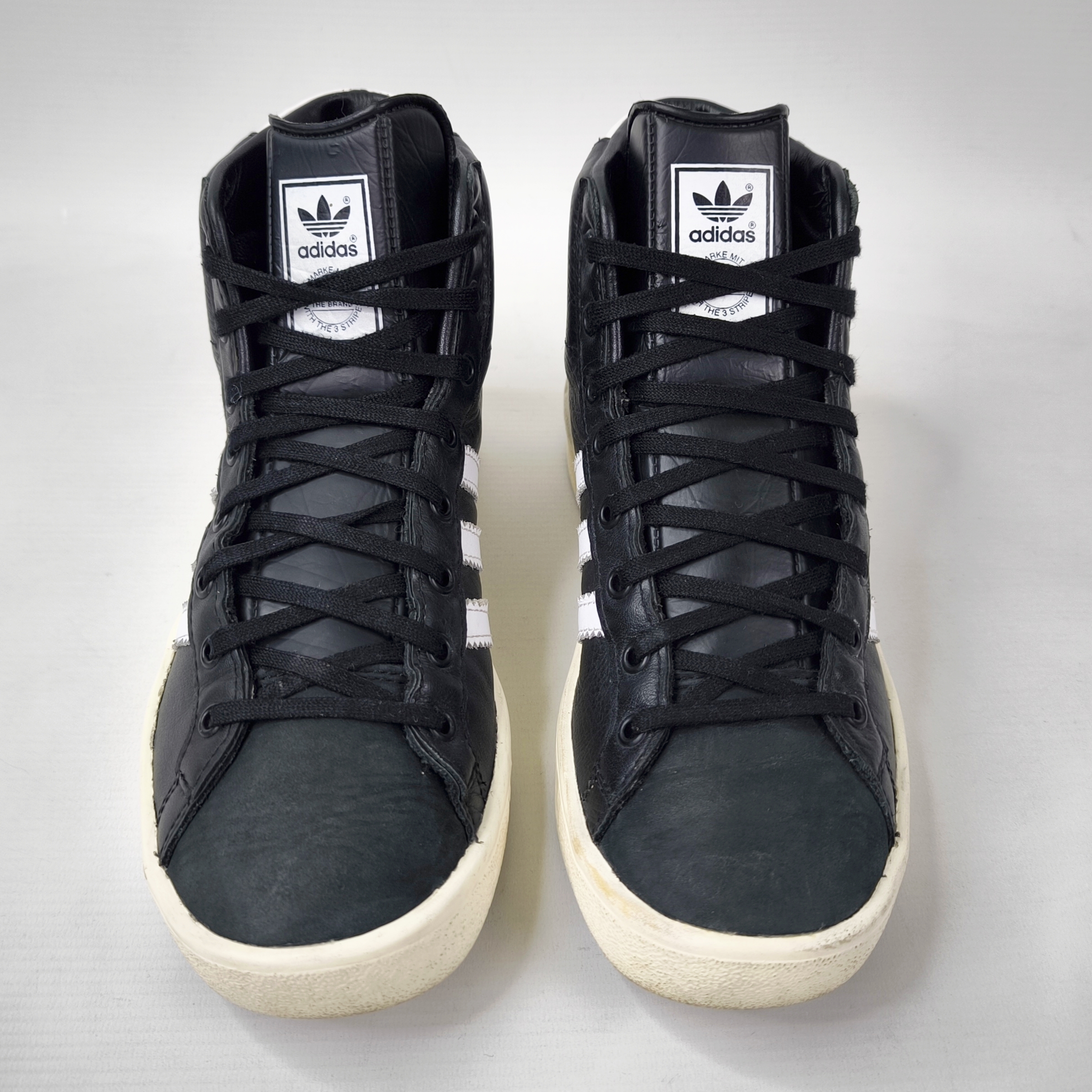 adidas Allround High Schuhe EUR 38 - UK 5 aus 2016 schwarz weiß BB5183