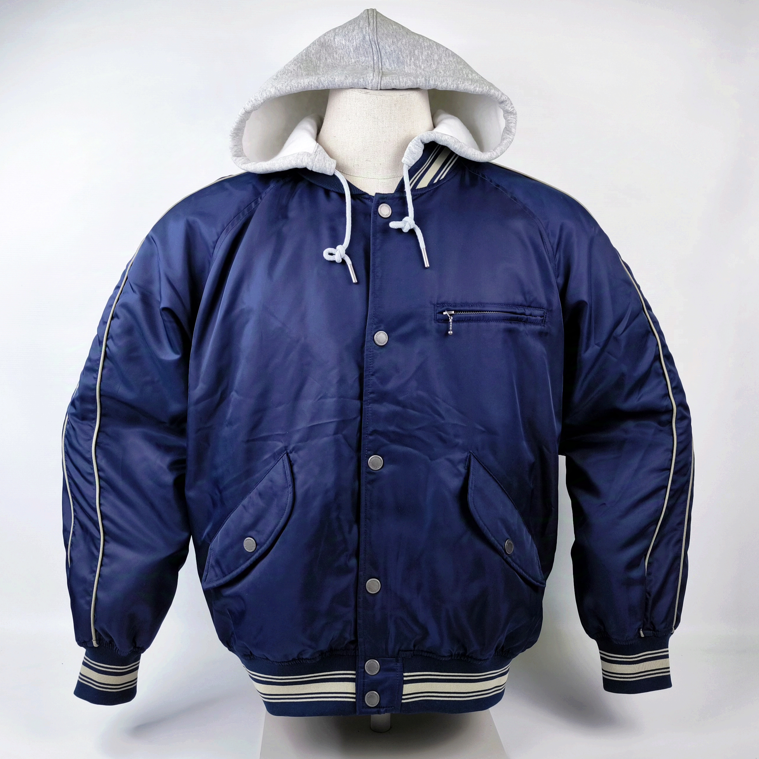 Chevignon Jacke Honor 350TH Aces blau Gr. M (L) mit abnehmbarer Sweat Kapuze