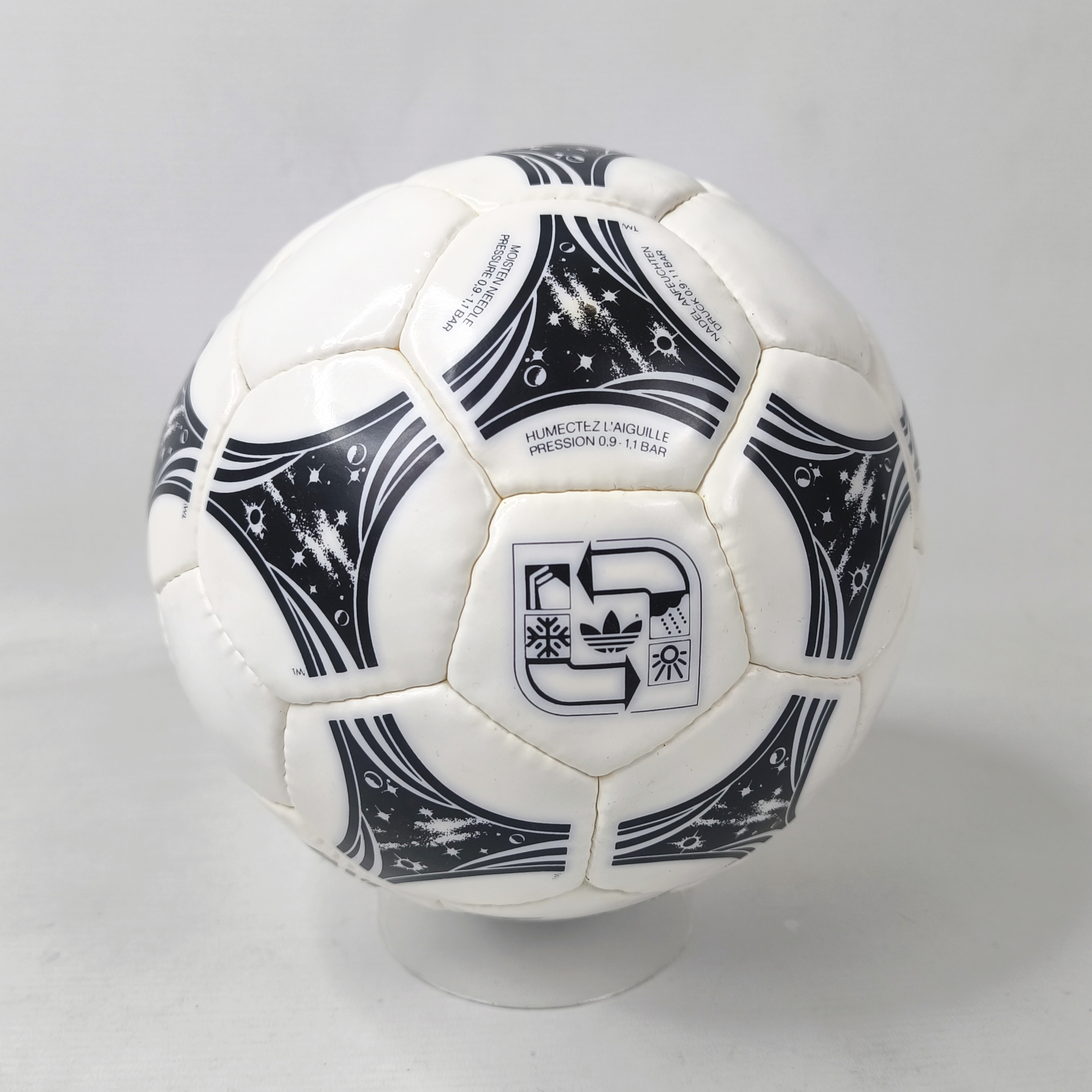 adidas Fussball Questra Official matchball WM World Cup 1994 Made in France