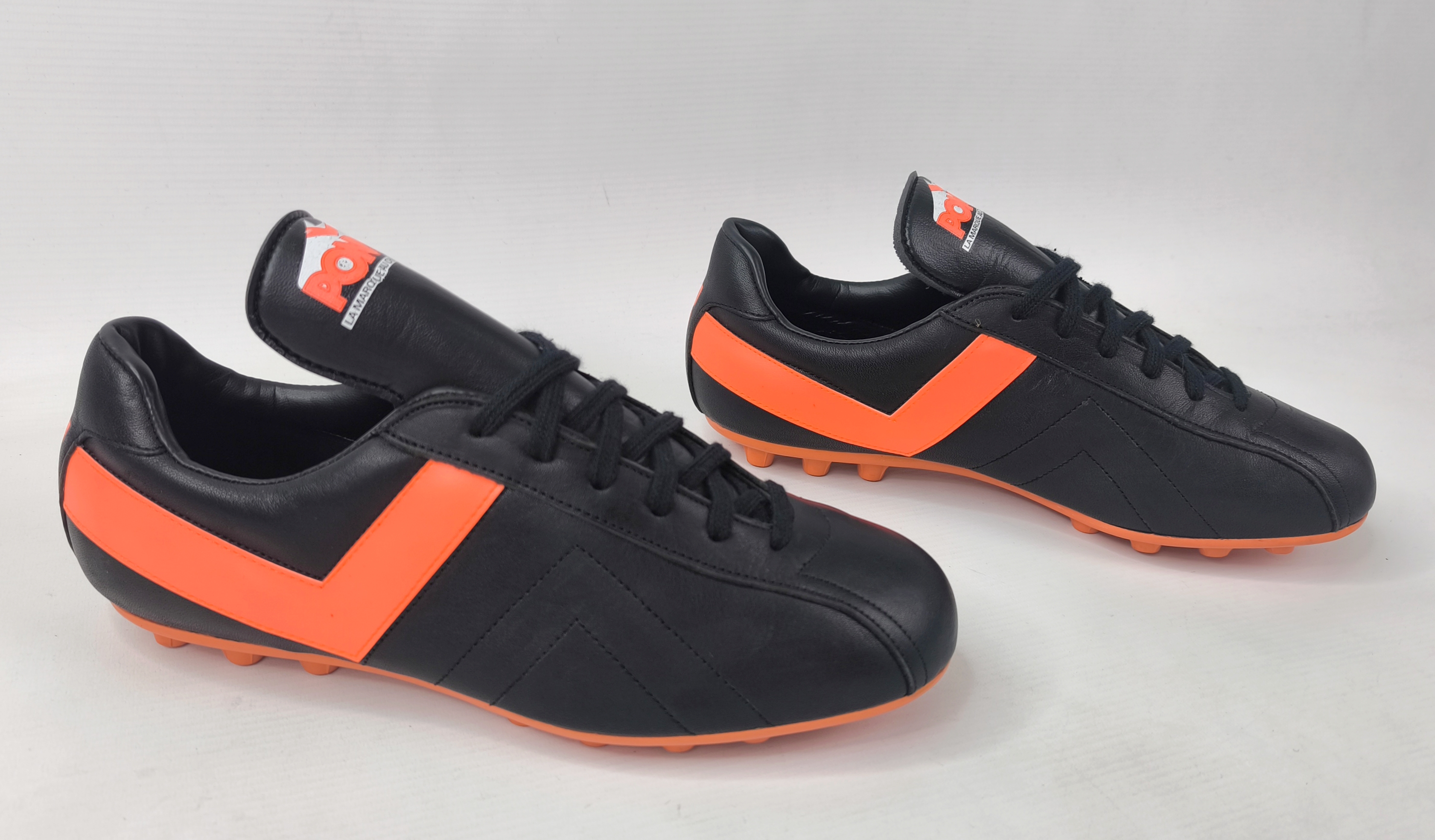 Pony Fussball Schuhe Made in France EUR 41 UK 7.5 La Marque Au Chevron vintage