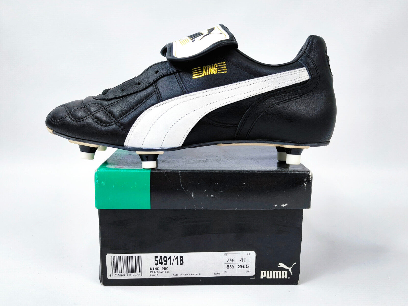 Puma King Pro Fussball Schuhe Gr. 41 / UK 7.5 vintage 90s Made in Czech Republic