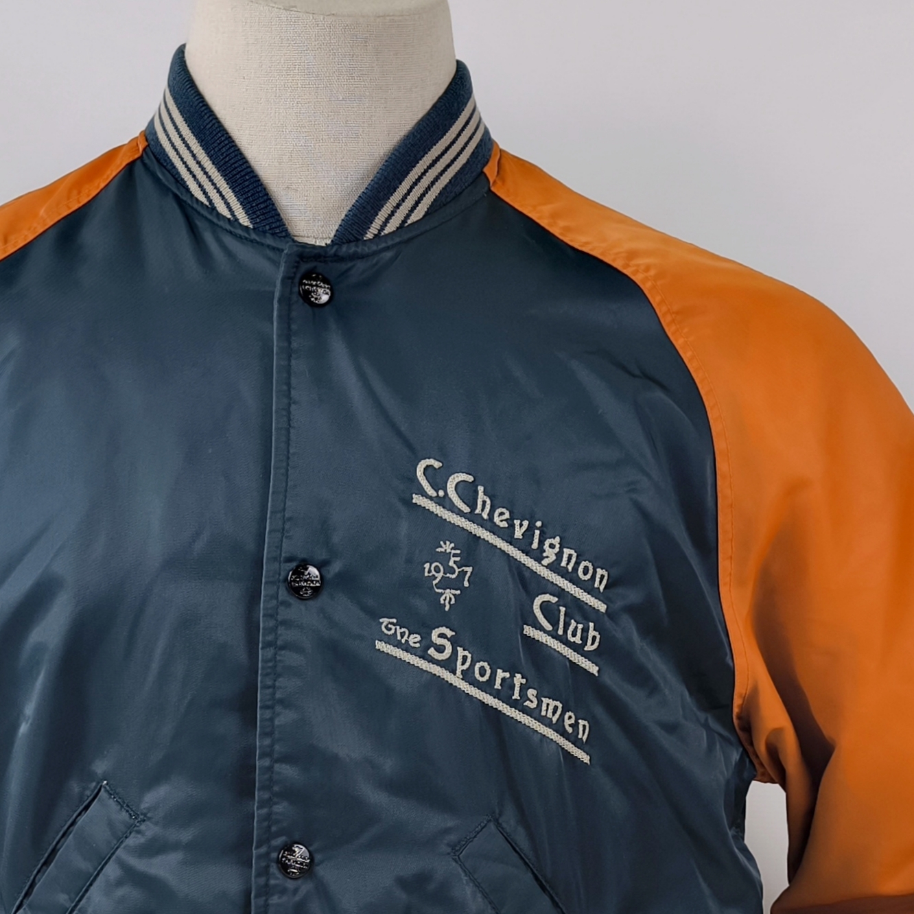 Chevignon Jacke Bomberjacke Gr. M dunkelblau orange The Sportsmen vintage 90s