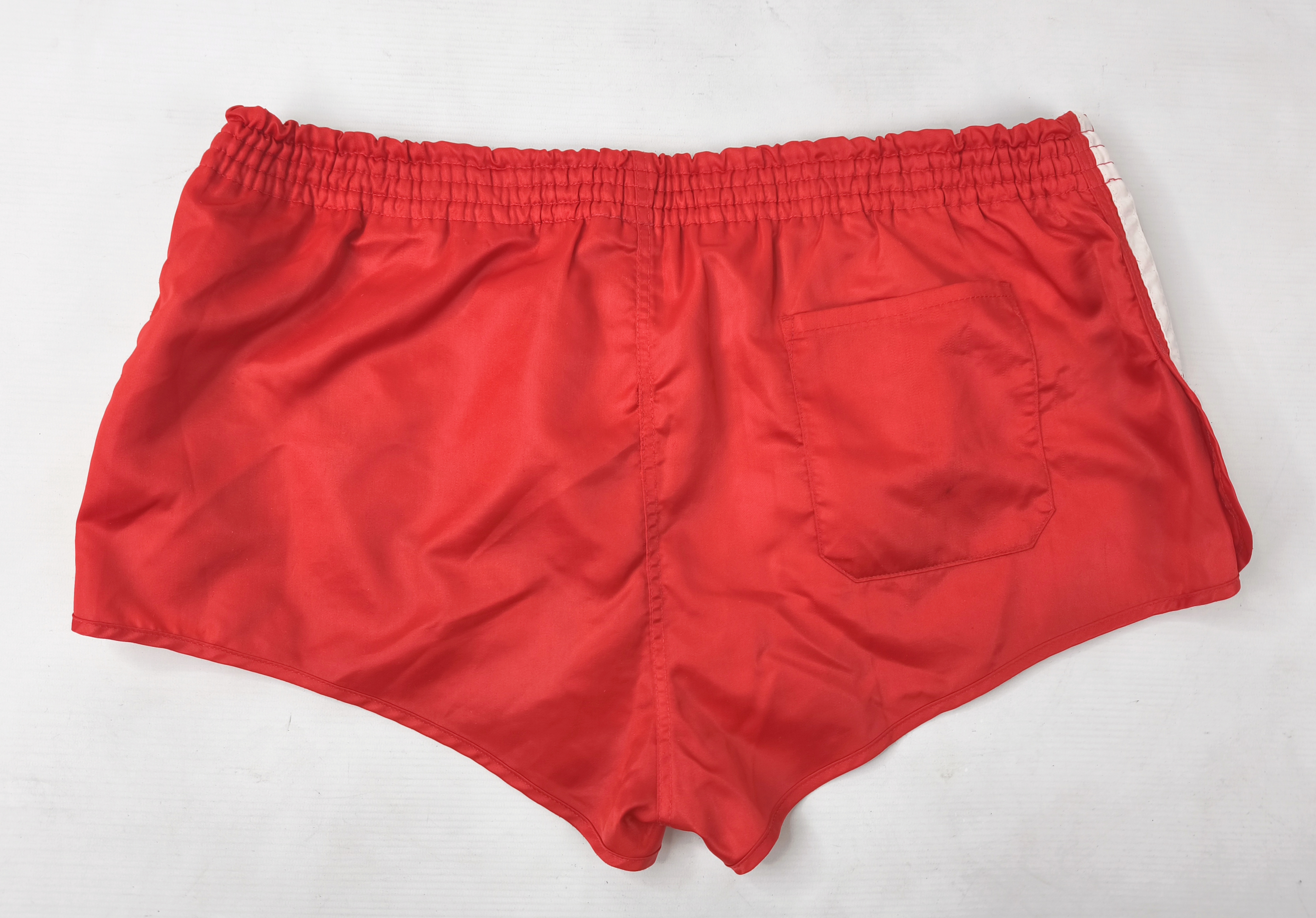 adidas Sprinter Shorts Nylon Gr. D7 (L/XL) rot West Germany vintage 80s Polyamid