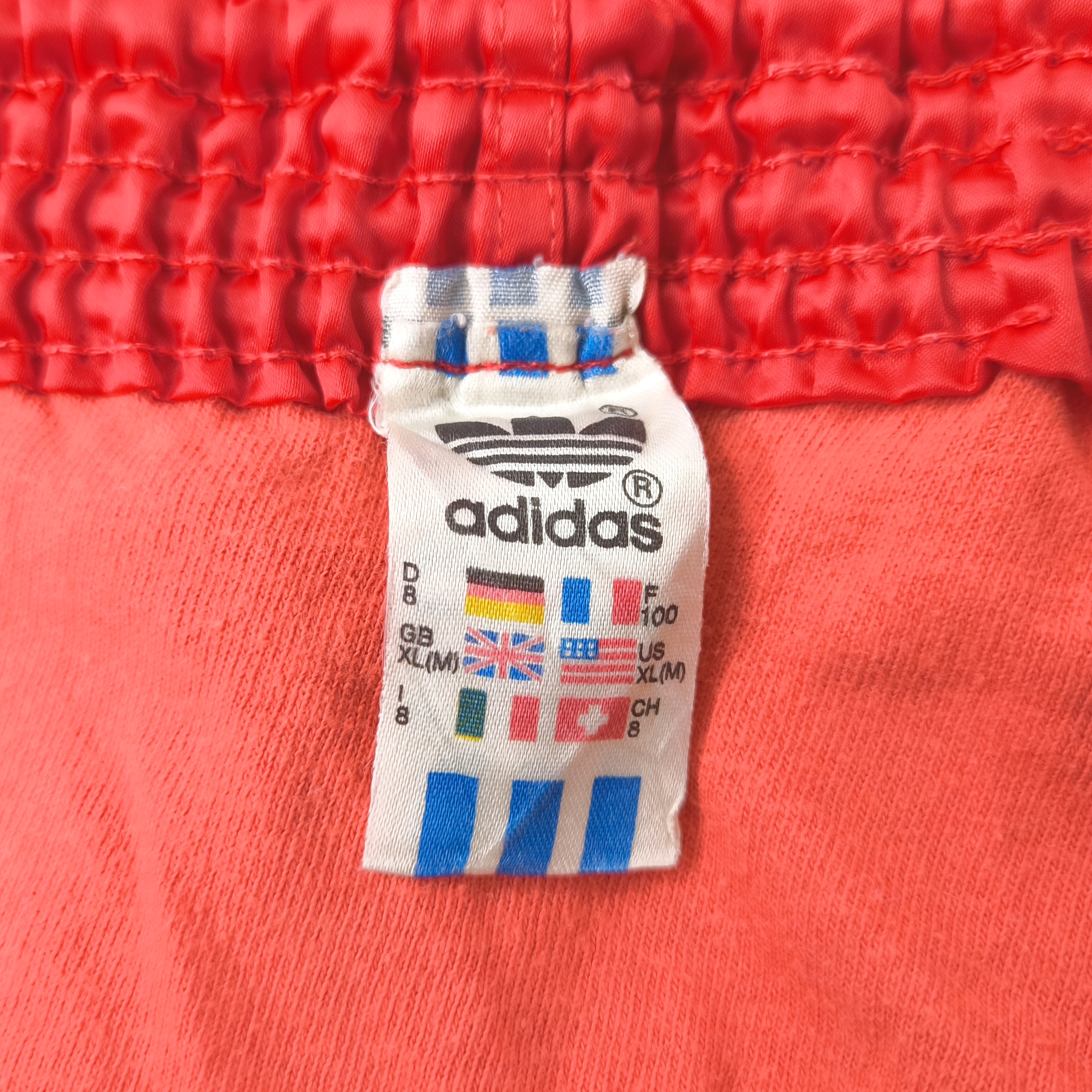adidas Shorts Nylon Gr. D8 (XL) rot weiß West Germany vintage Polyamid sprinter