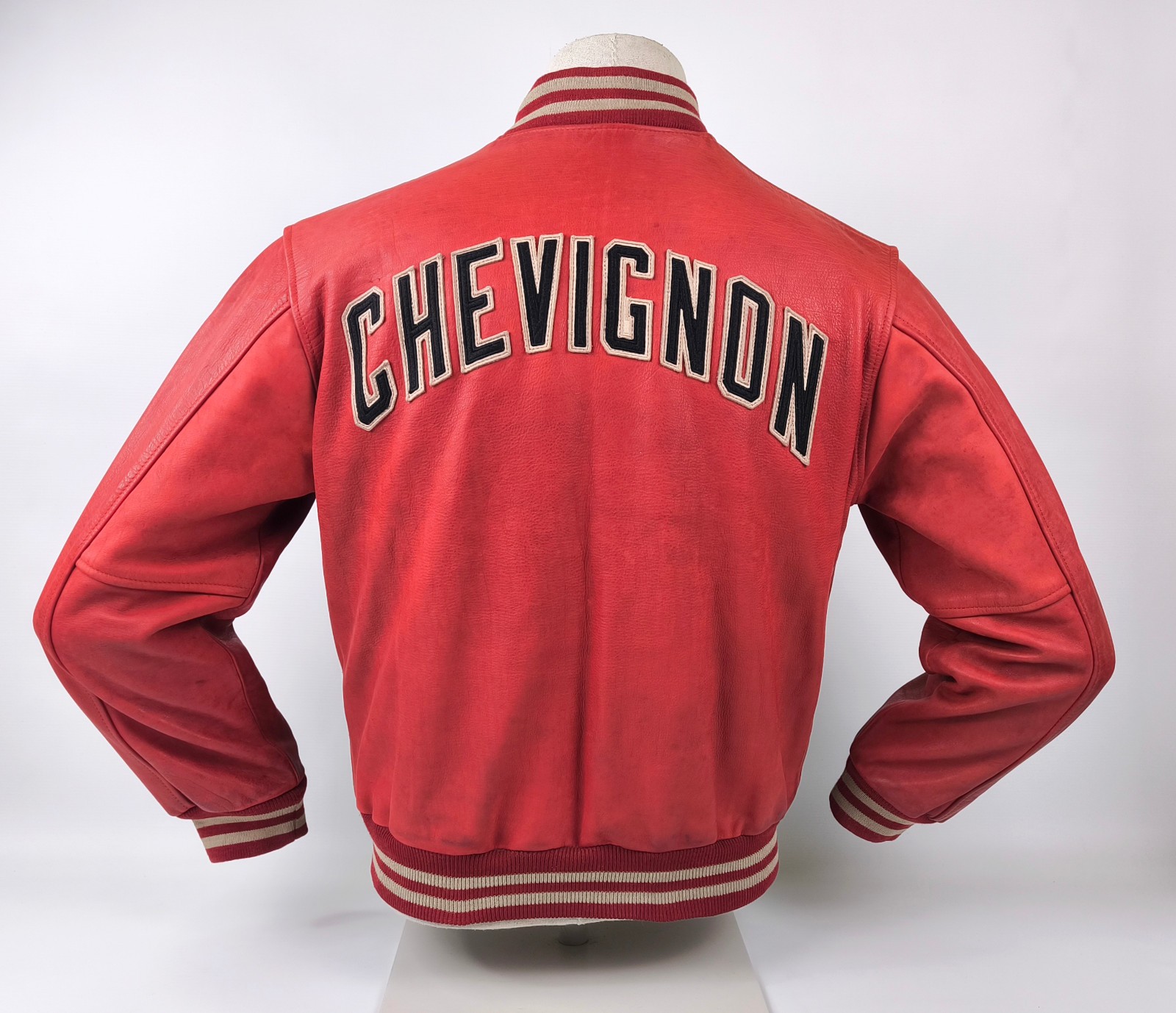 Chevignon Lederjacke rot Gr. S vintage 90s großes Rückenlogo