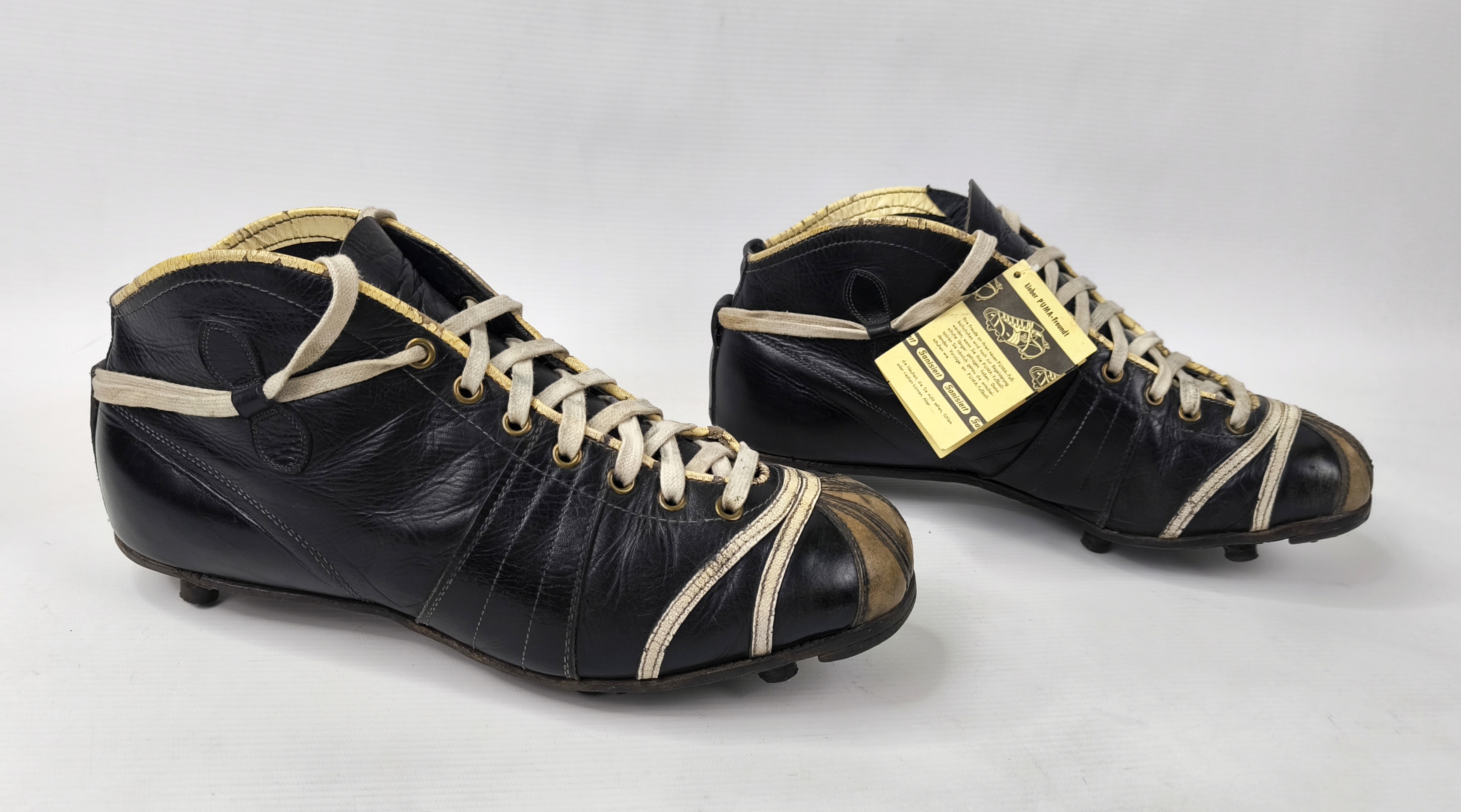 Puma Fussball Schuhe Rekord 1950`s EUR 43 / UK 9 mit Booklet vintage Atom
