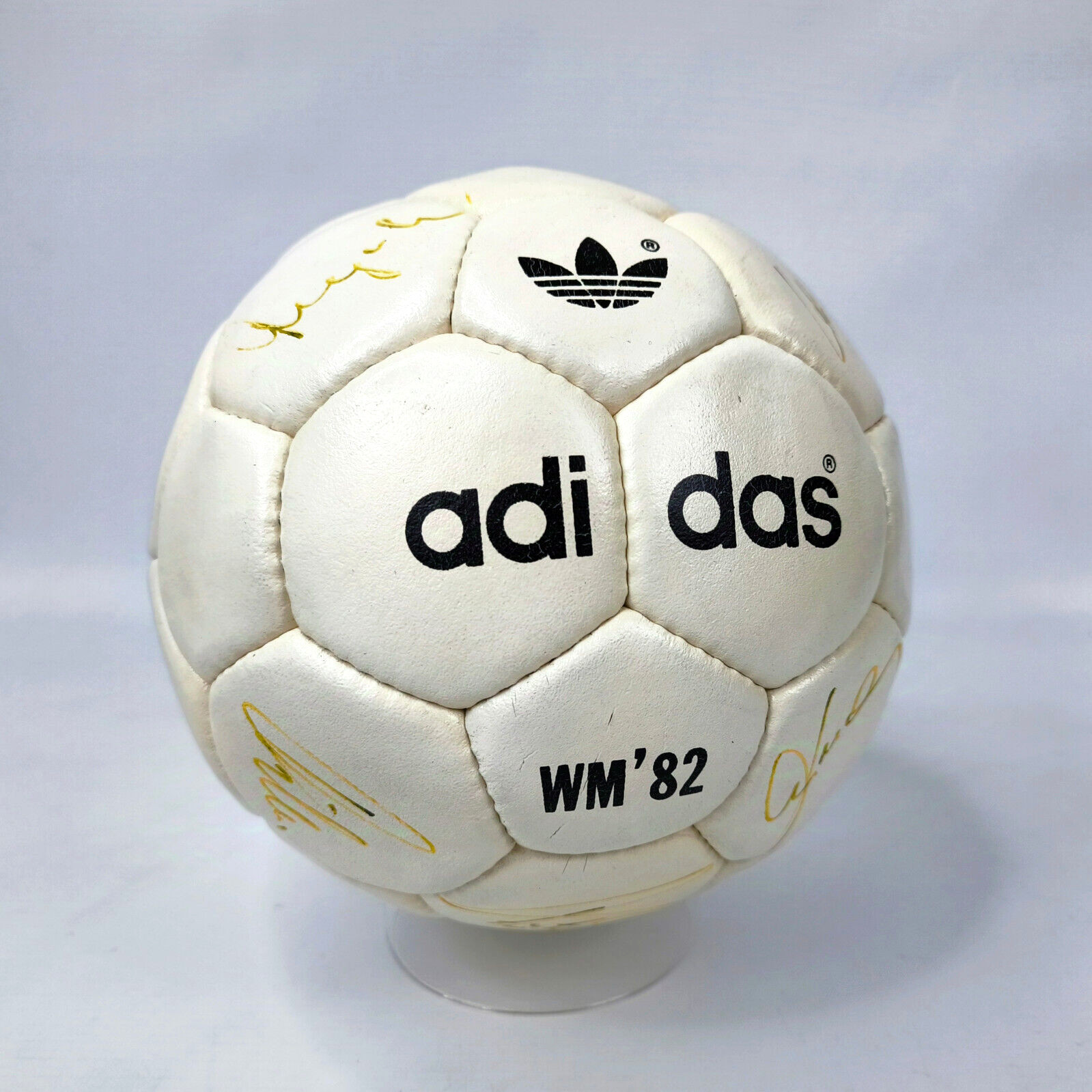 adidas Fußball World Cup WM 82 signiert deutsche Nationalmannschaft Matchball