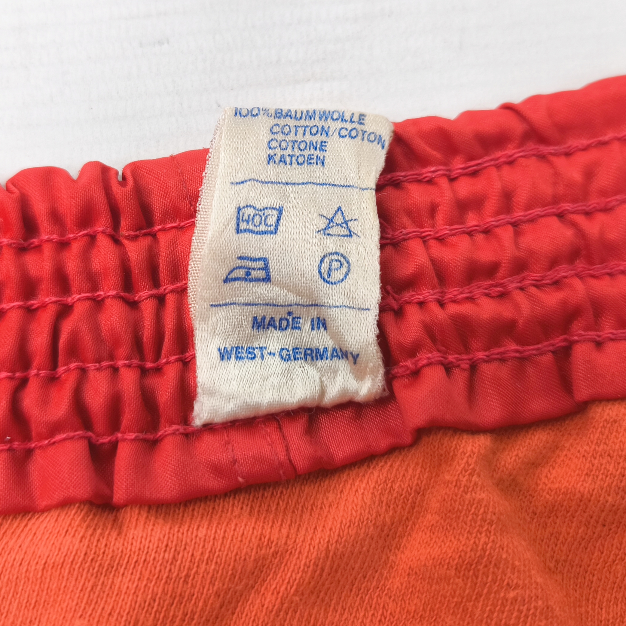 adidas Sprinter Shorts Nylon Gr. D7 (L/XL) rot West Germany vintage 80s Polyamid