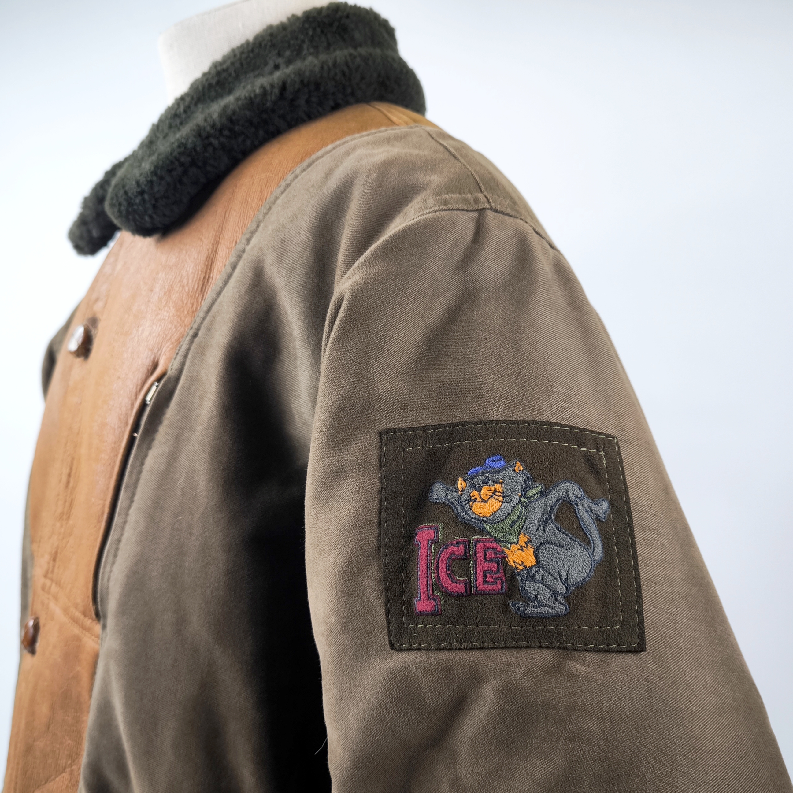Iceberg Lederjacke Aristocats Lamm Leder Jacke Gr. 52 vintage 90s Rückenlogo