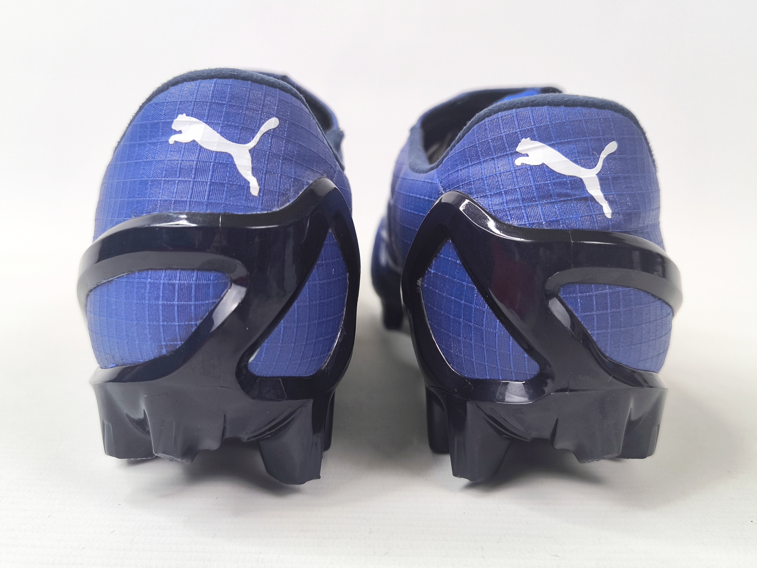Puma v1.06 FG Fussball Schuhe blau EUR 41 / UK 7.5 aus 2006 ungetragen 101012 06