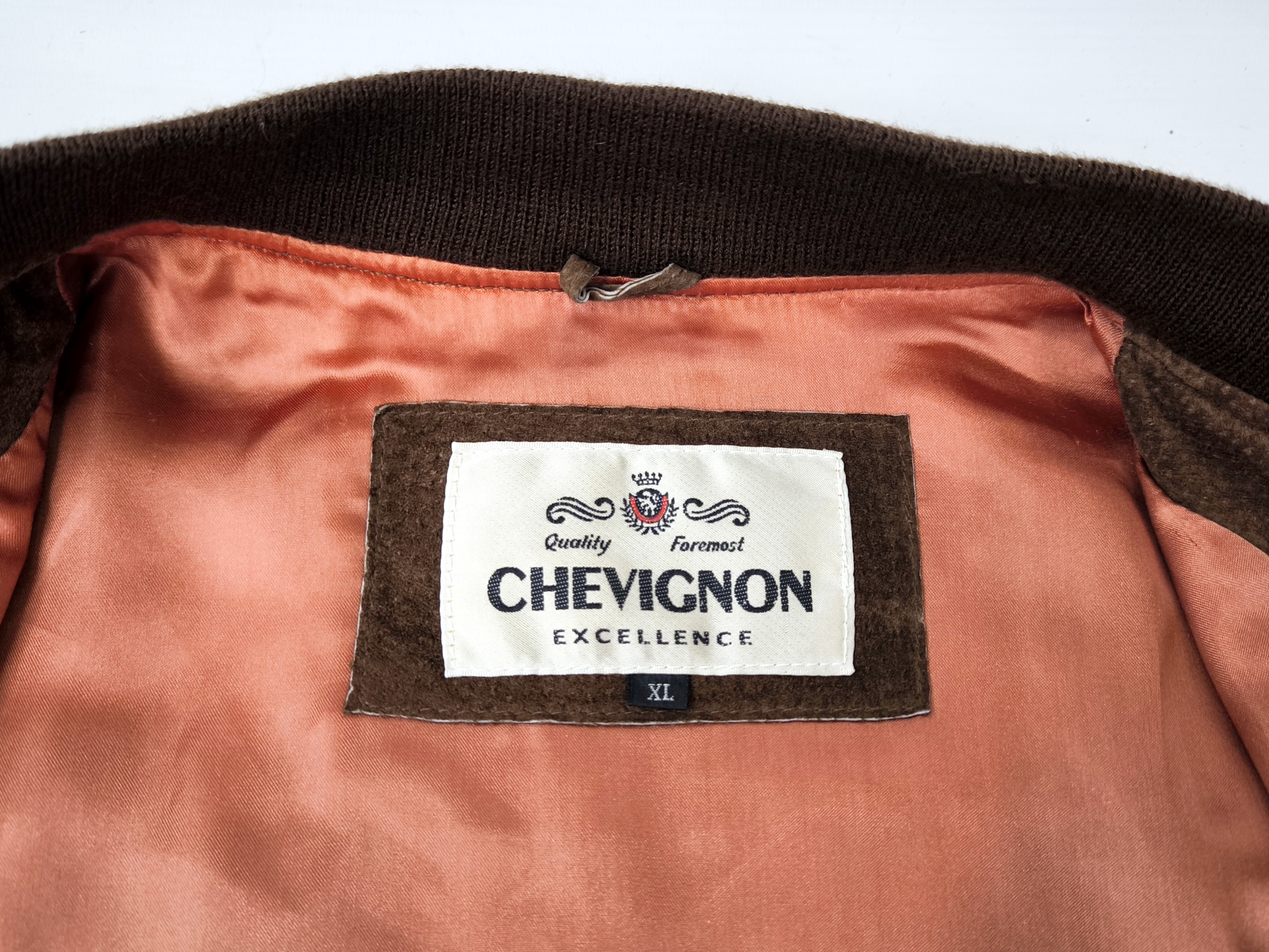 Chevignon Lederjacke 500 braun Gr. XL (L) Wildleder Jacke vintage 90s Logo vorn