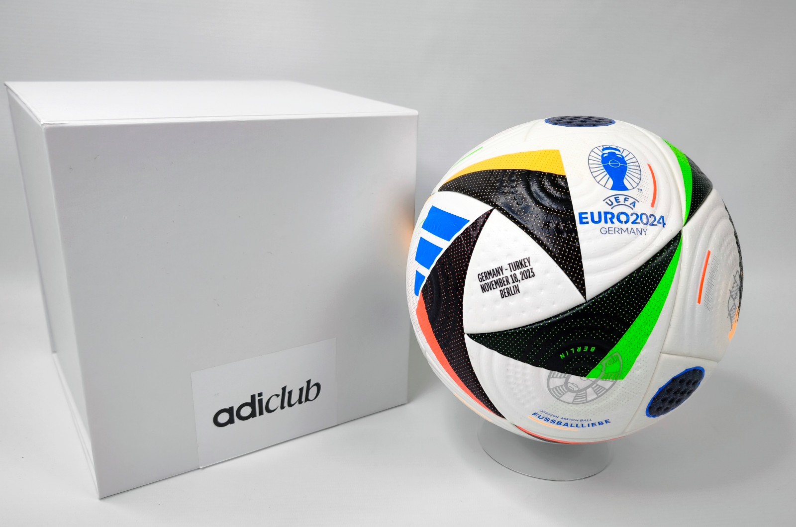 adidas Fußball Fussballliebe Germany vs. Turkey Nov. 2023 Matchball Euro 2024
