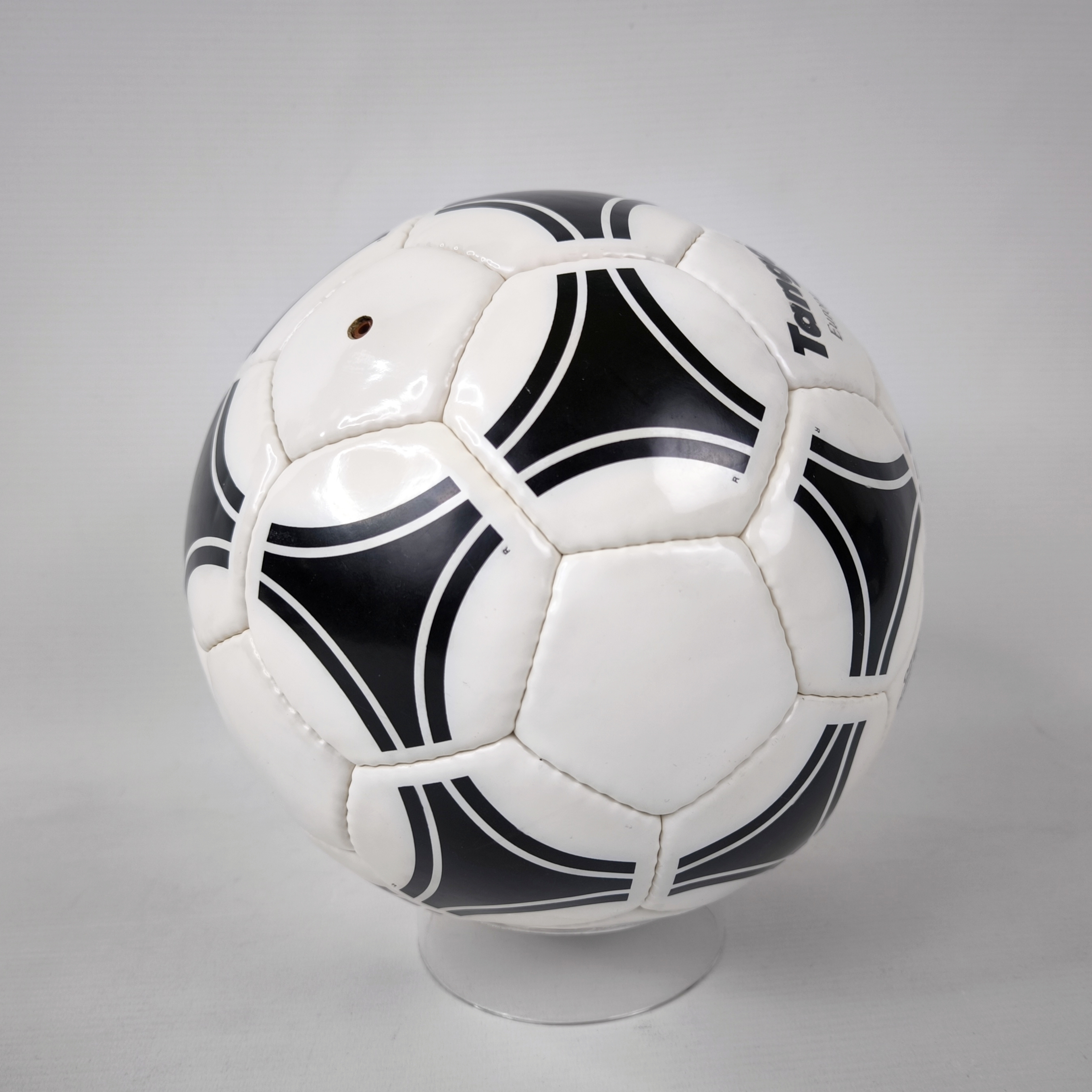 adidas Fussball Tango Europa 1988 Made in France Official matchball European CC