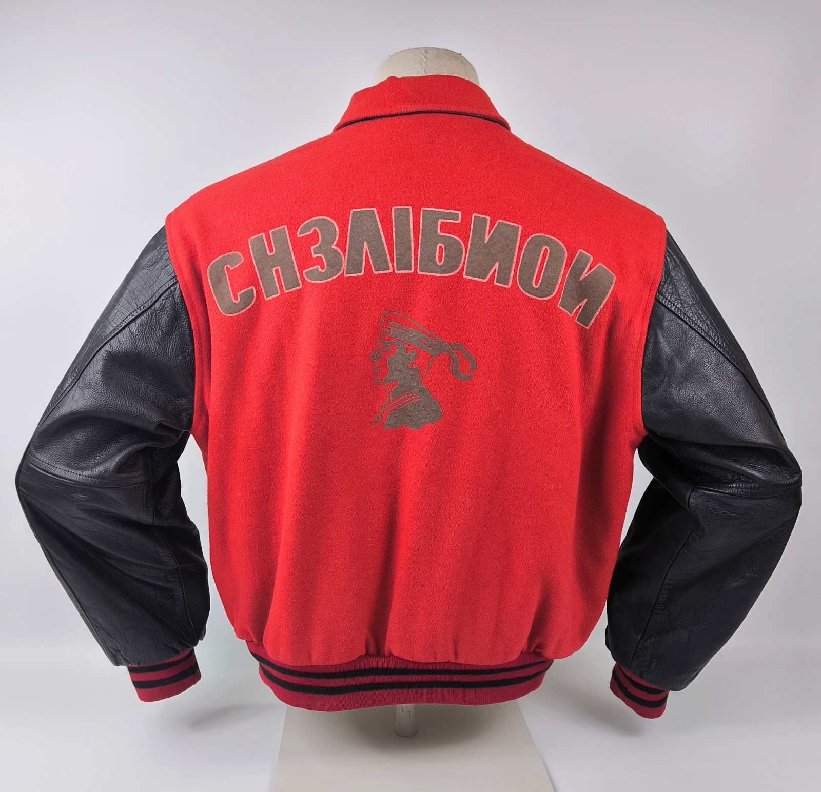 Chevignon Jacke College- / Baseball Gr. L mit Lederärmeln russische Schrift