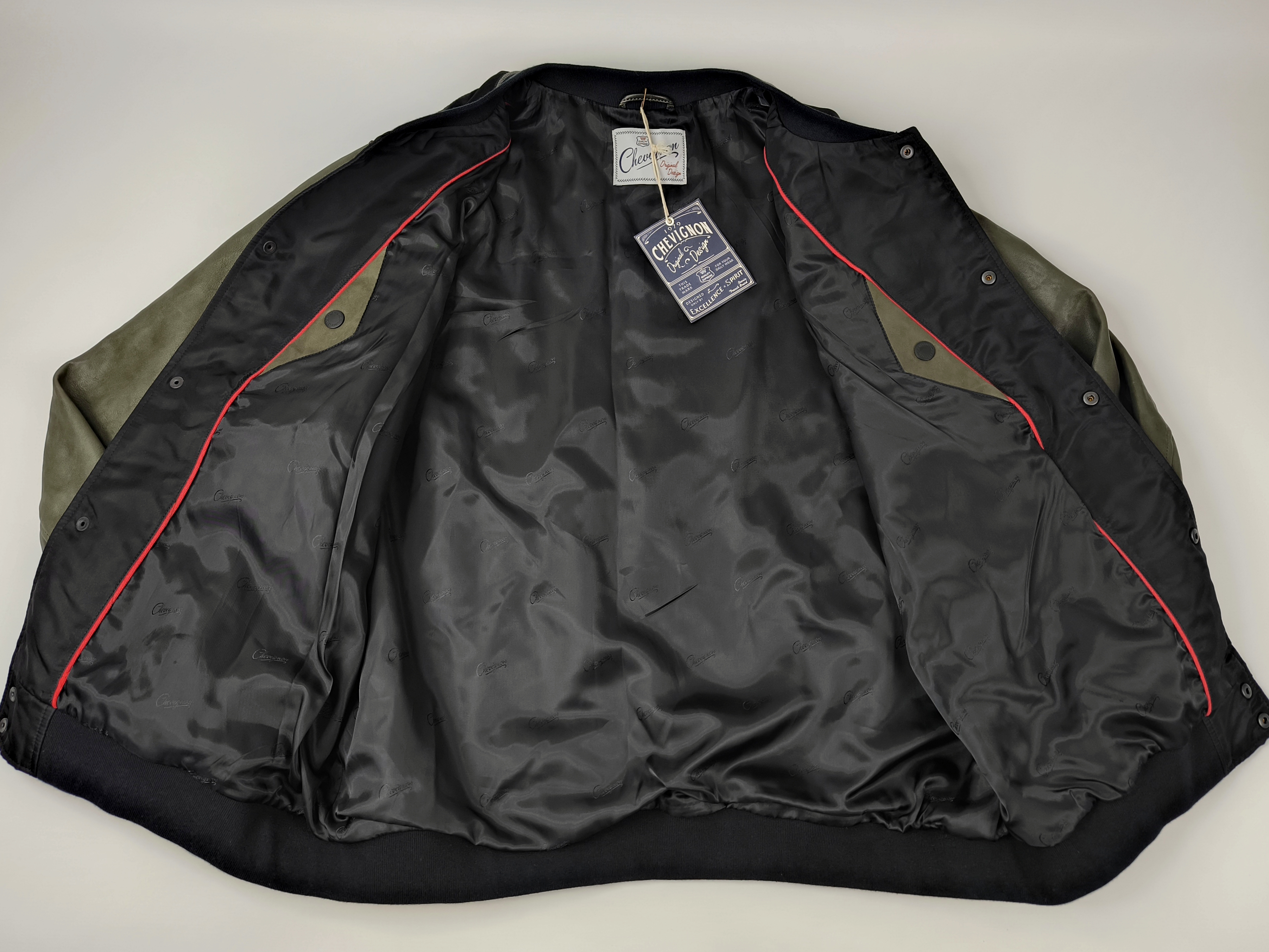Chevignon Jacke Baseball- / College Gr. XXL (XL) Exclusively mit Lederärmeln neu