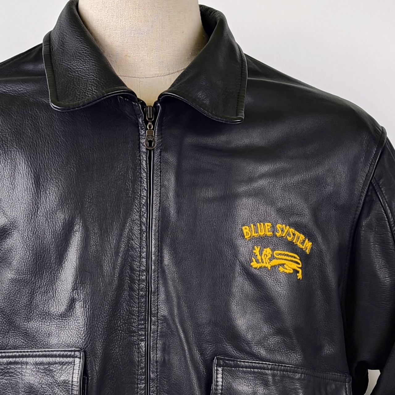 Blue System Lederjacke schwarz Gr. L (XL) vintage 90s kleines Logo vorn Jet Set