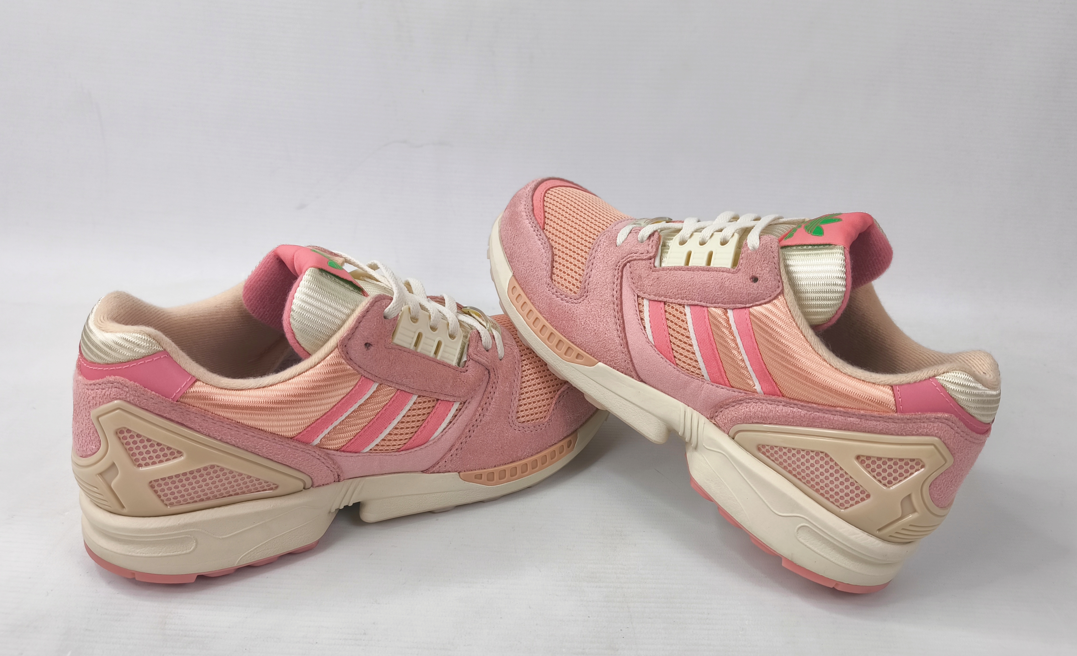 adidas ZX 8000 Schuhe Torsion EUR 44 UK 9.5 Strawberry Latte GY4648 aus 2022