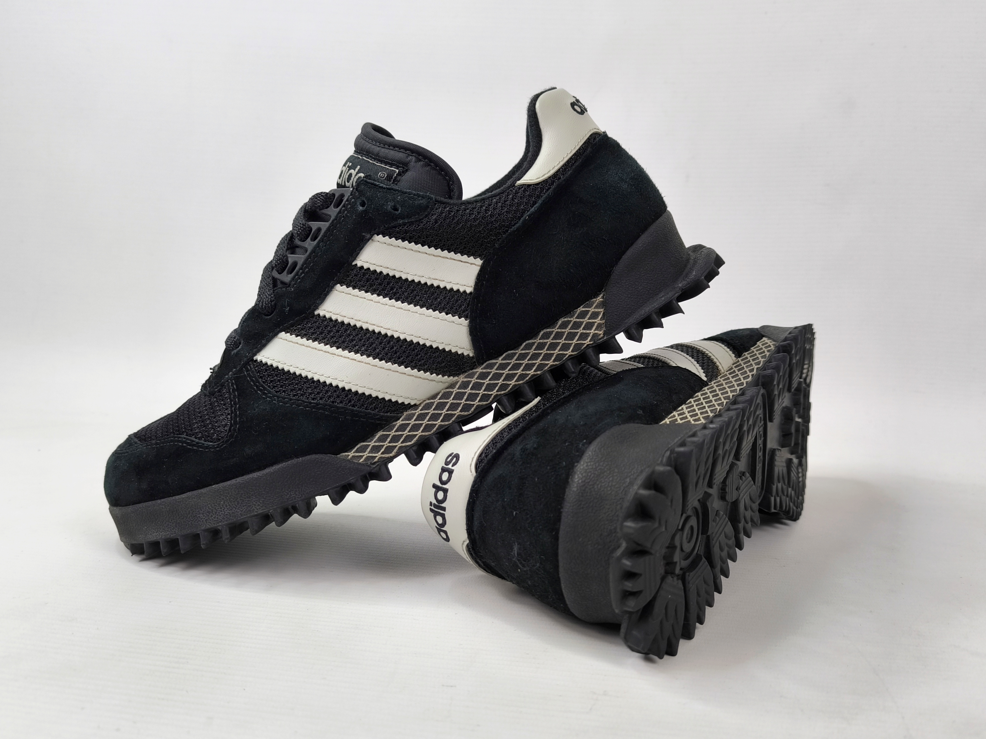 adidas Marathon TR Trainer Schuhe Eur 42 2/3 - UK 8.5 aus 2002 schwarz 033251