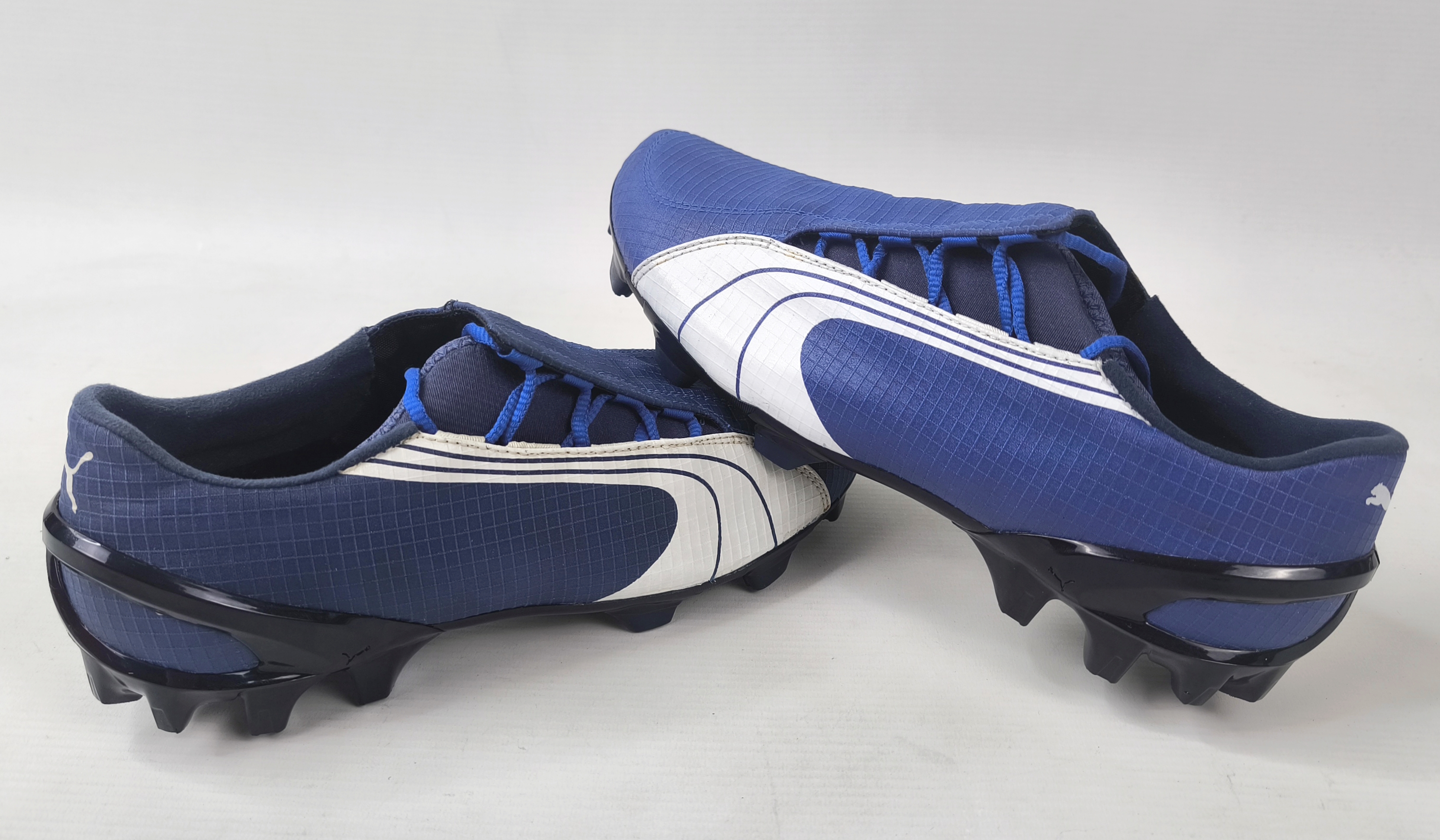 Puma v1.06 FG Fussball Schuhe blau EUR 40 / UK 6.5 aus 2006 ungetragen 101012 06