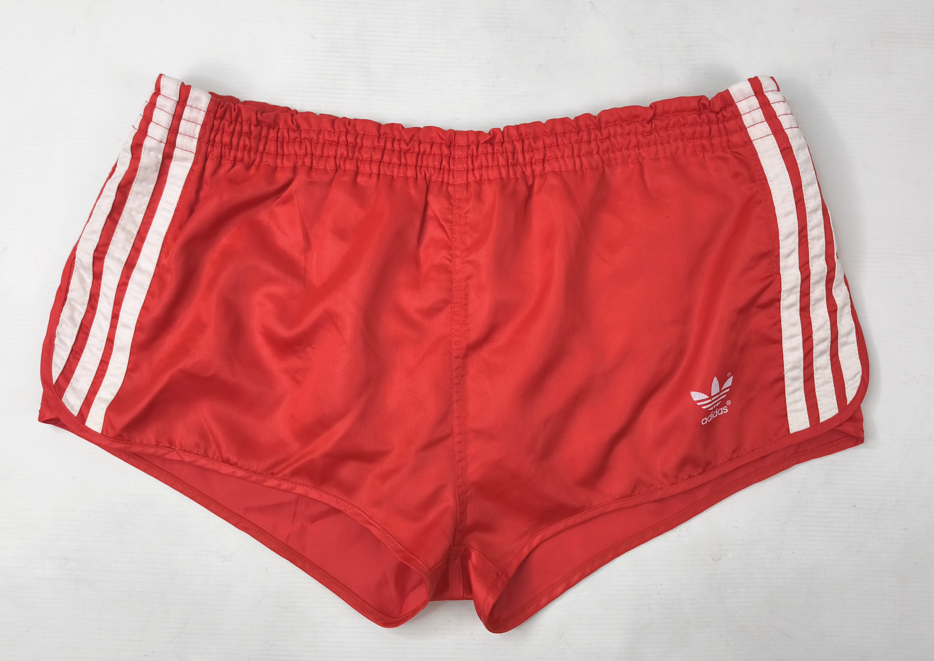adidas Sprinter Shorts Nylon Gr. D7 (L/XL) rot West Germany vintage 80s Polyamid