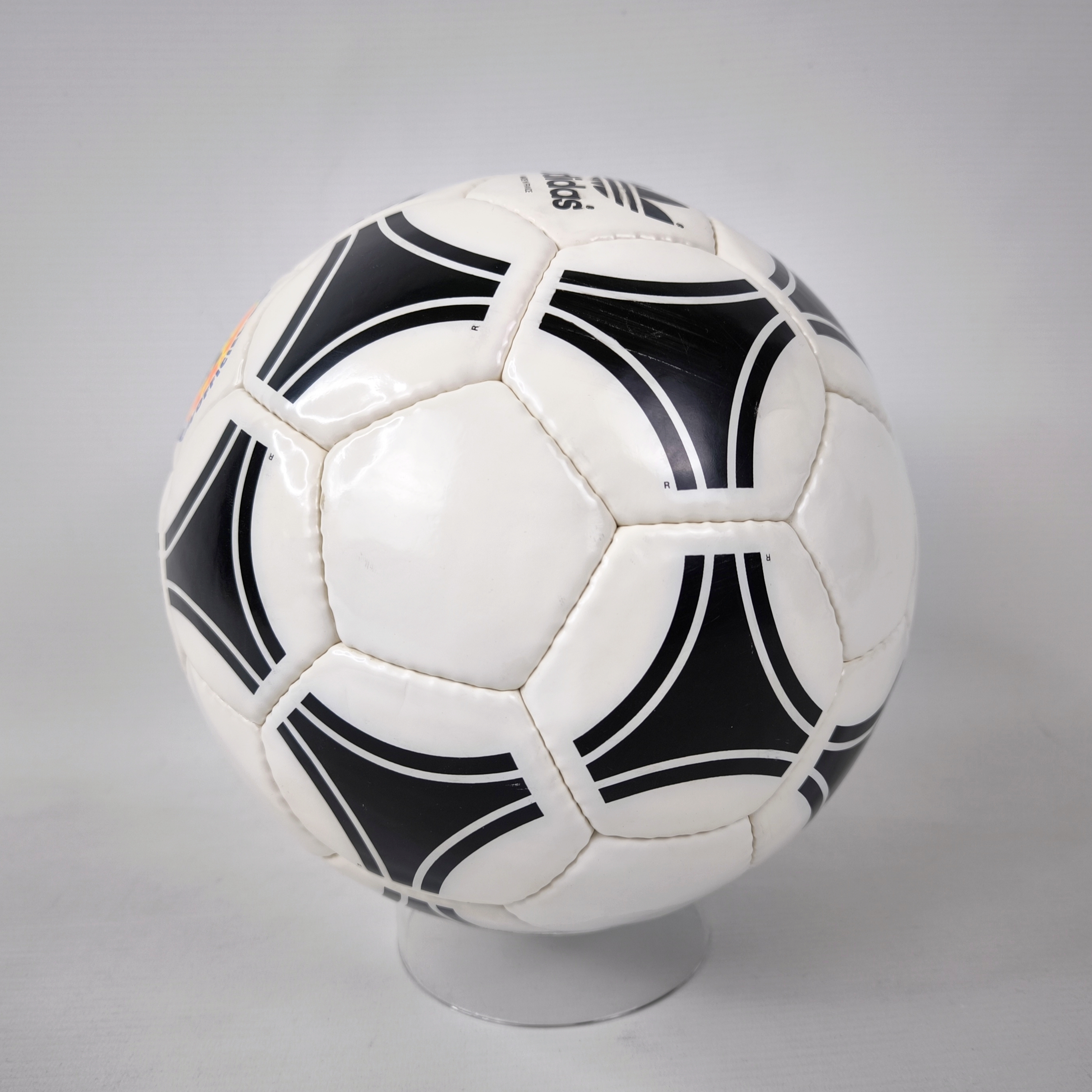 adidas Fussball Tango Europa 1988 Made in France Official matchball European CC