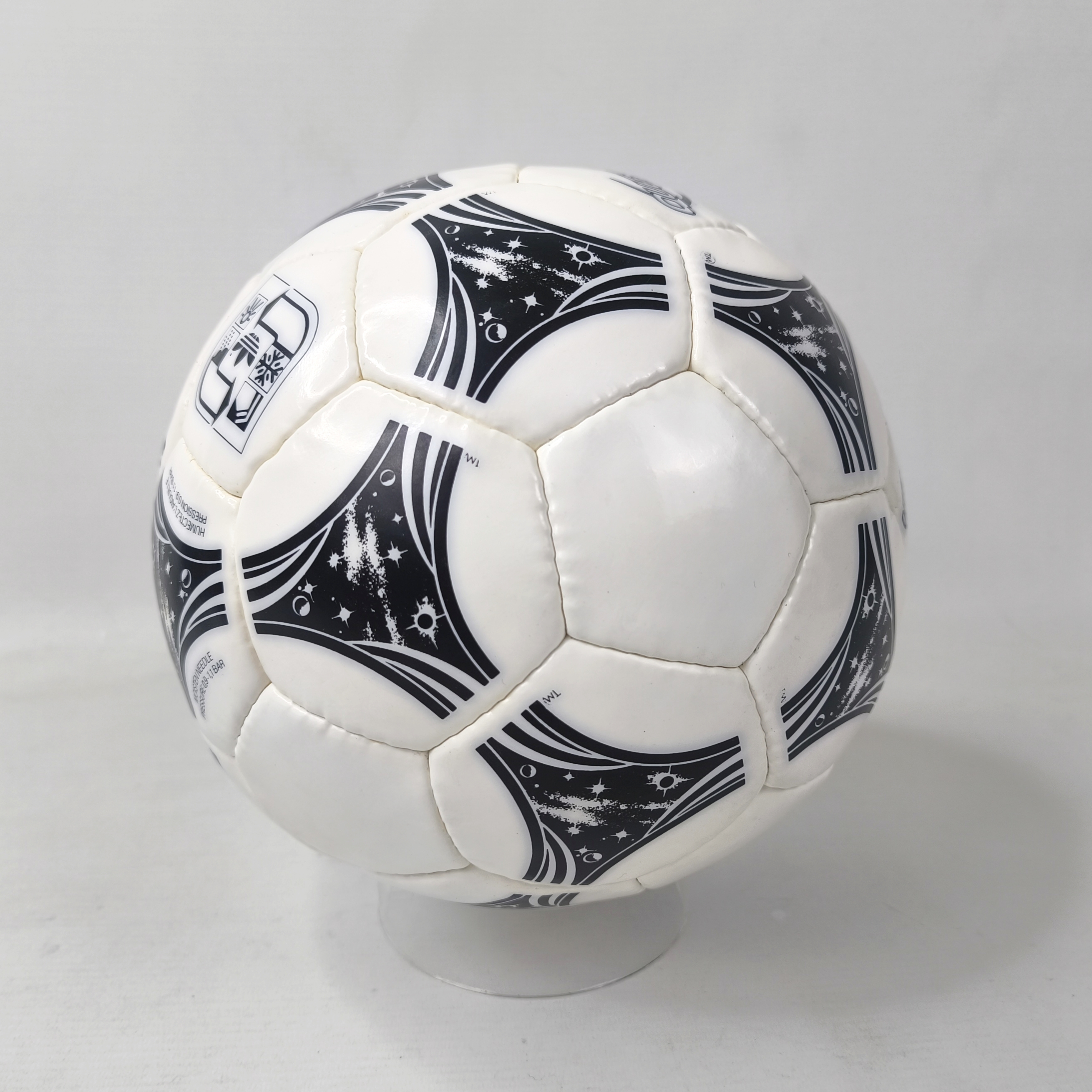 adidas Fussball Questra Official matchball WM World Cup 1994 Made in France