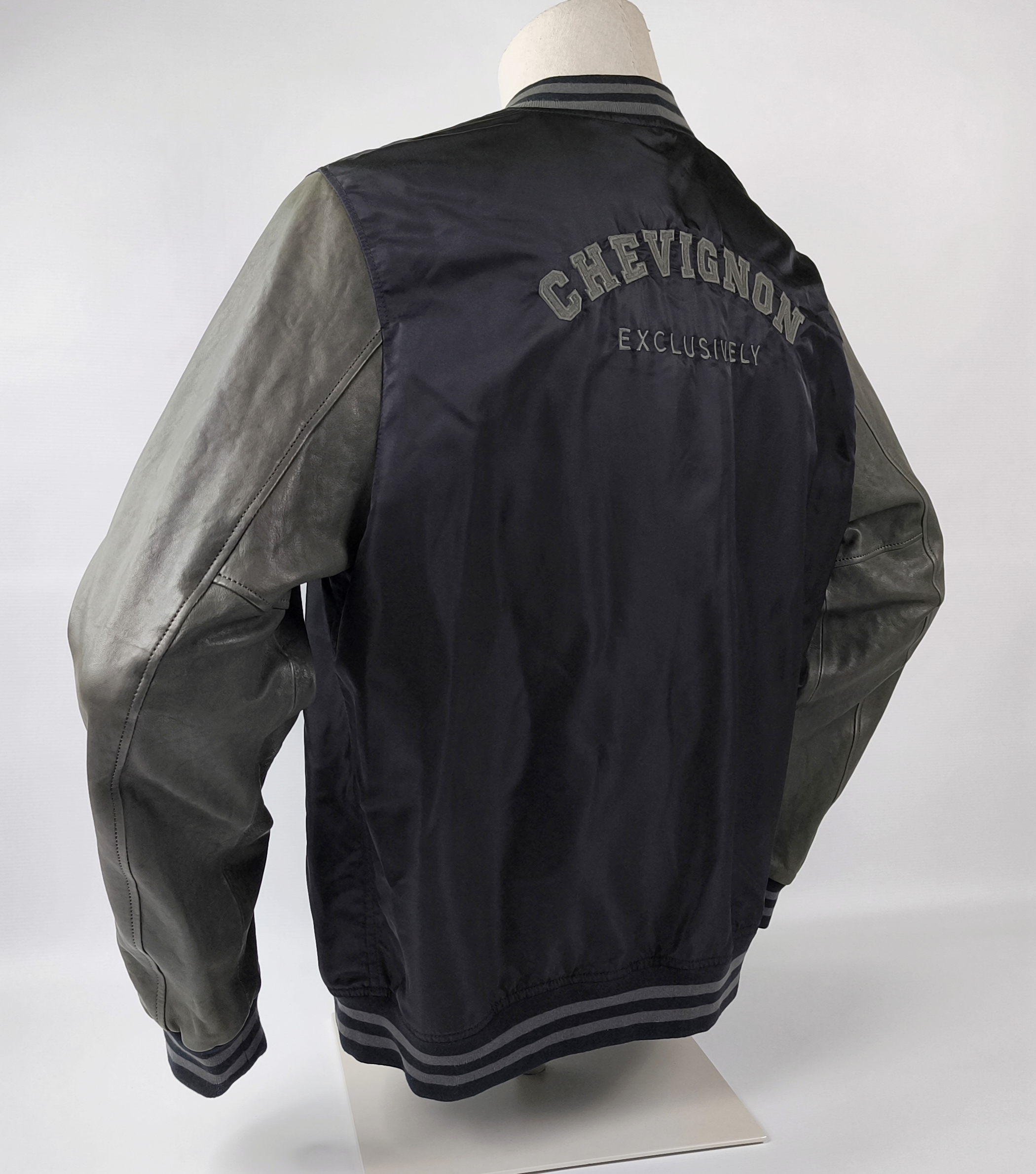 Chevignon Jacke Baseball- / College Gr. XXL (XL) Exclusively mit Lederärmeln neu