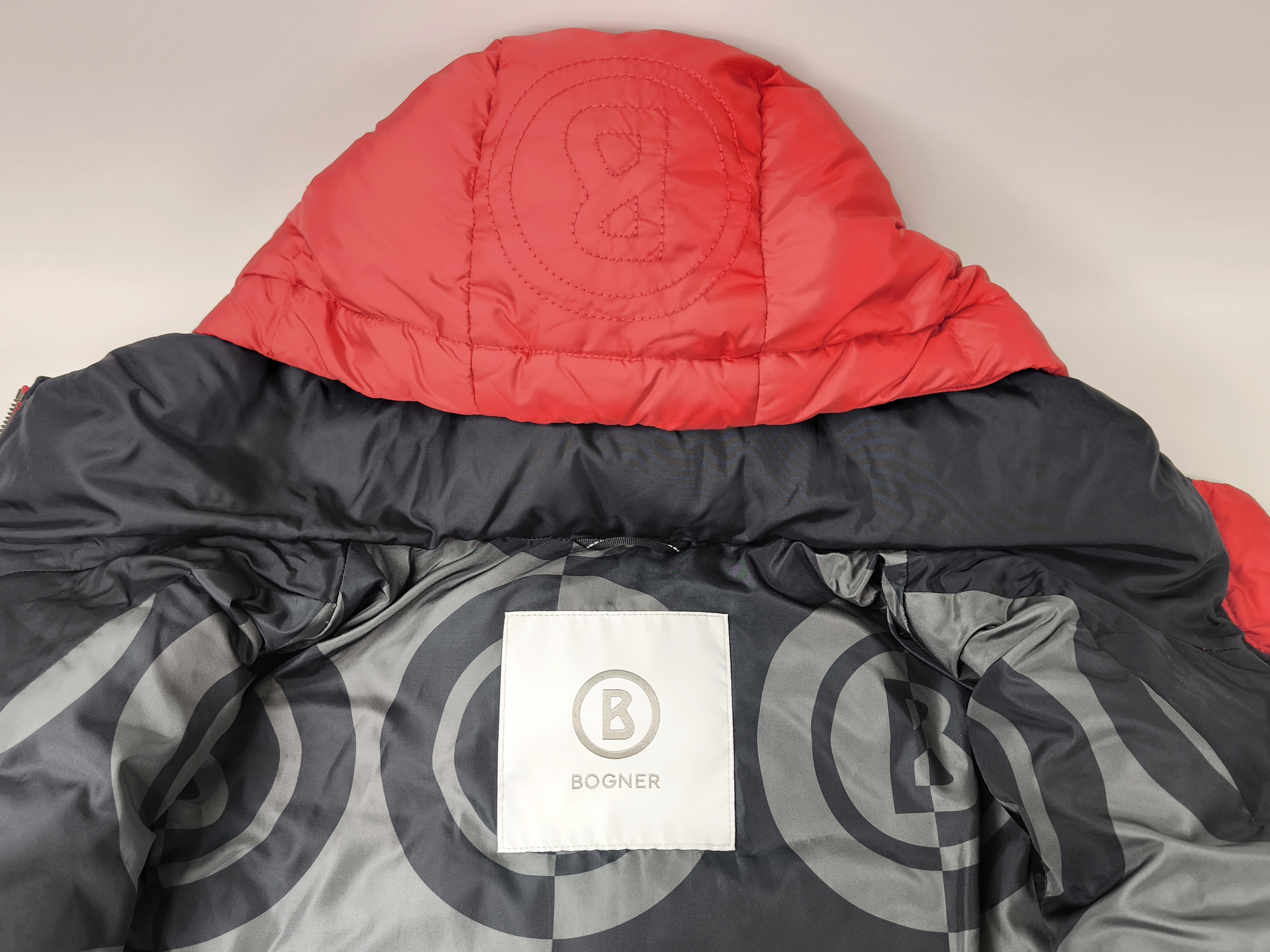Bogner Daunenjacke Felina Gr. 42 (L) rot abnehmbare Kapuze Damen Jacke