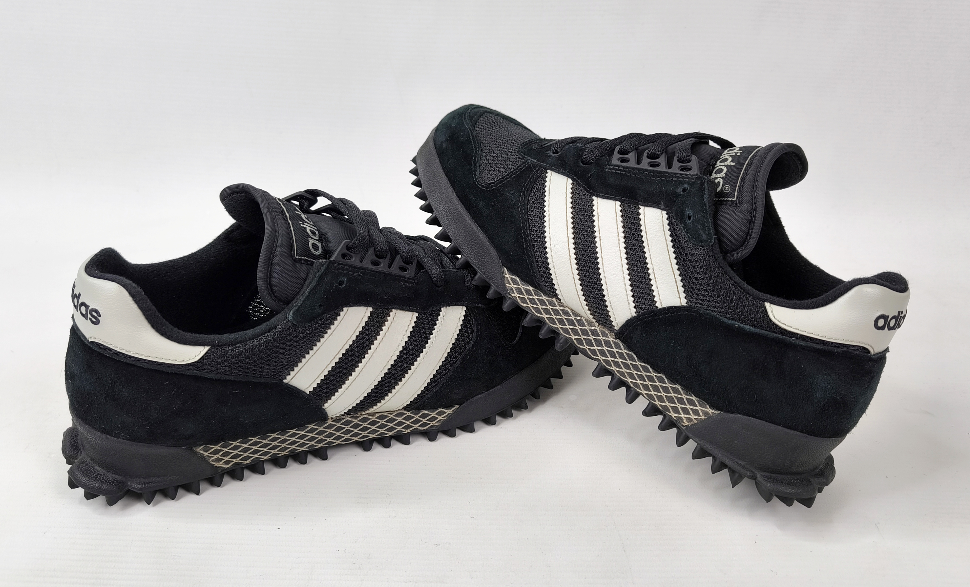 adidas Marathon TR Trainer Schuhe Eur 42 2/3 - UK 8.5 aus 2002 schwarz 033251
