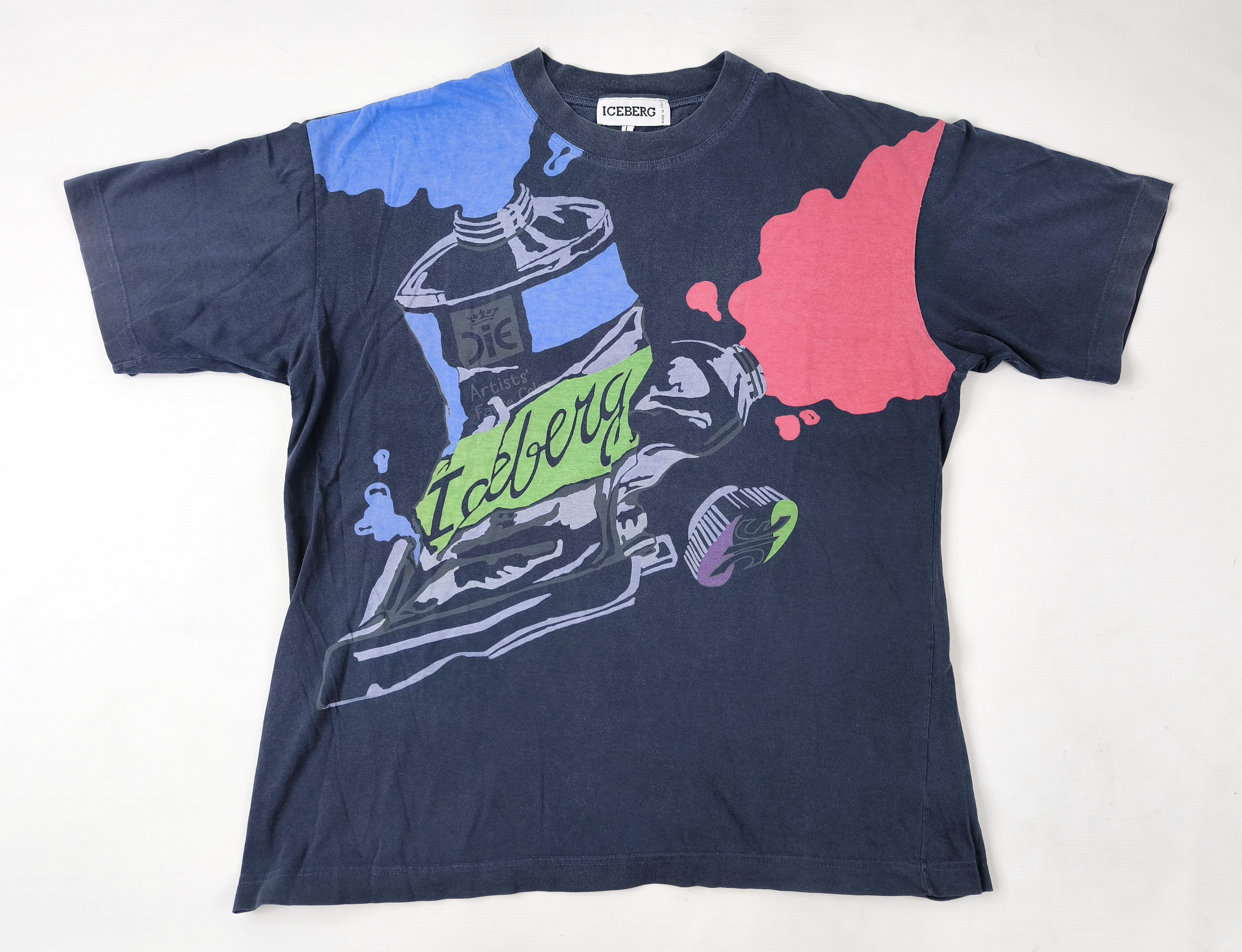 Iceberg T-Shirt mit Logo Print dunkelblau Farbtuben Gr. L Italy vintage 90s