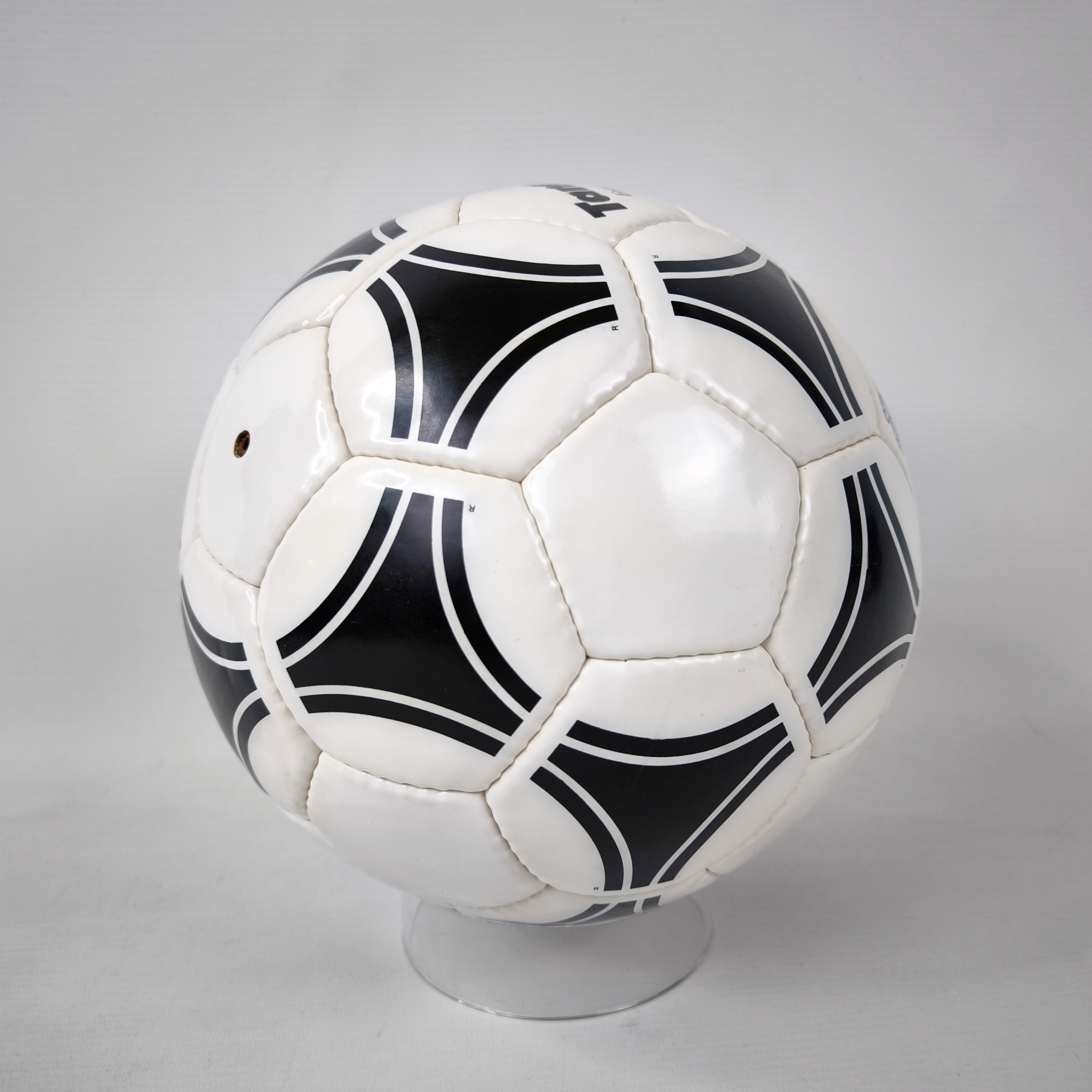 adidas Fussball Tango Europa 1988 Made in France Official matchball European CC