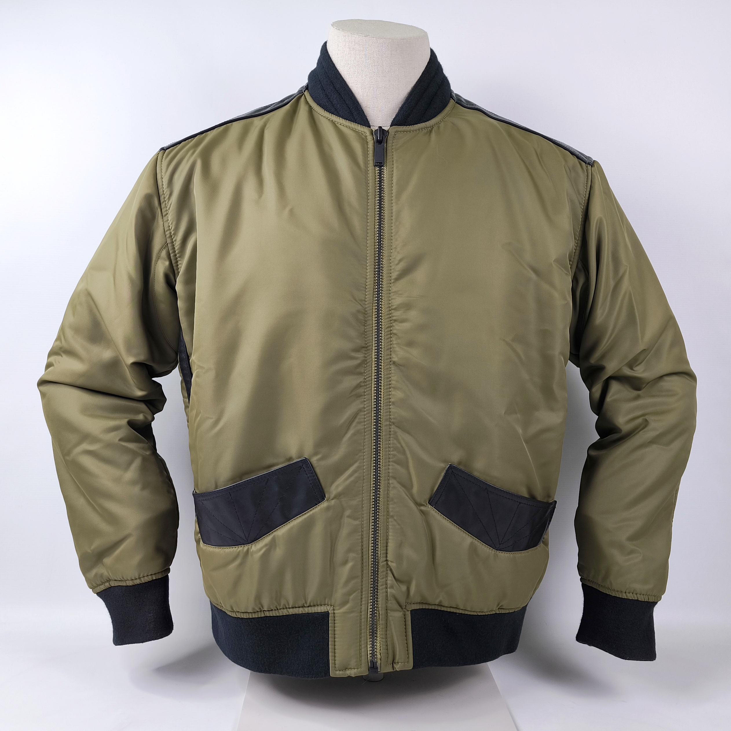 Chevignon Jacke Lunar khaki Gr. XL (L) Lamm Ledereinsätze Uranus