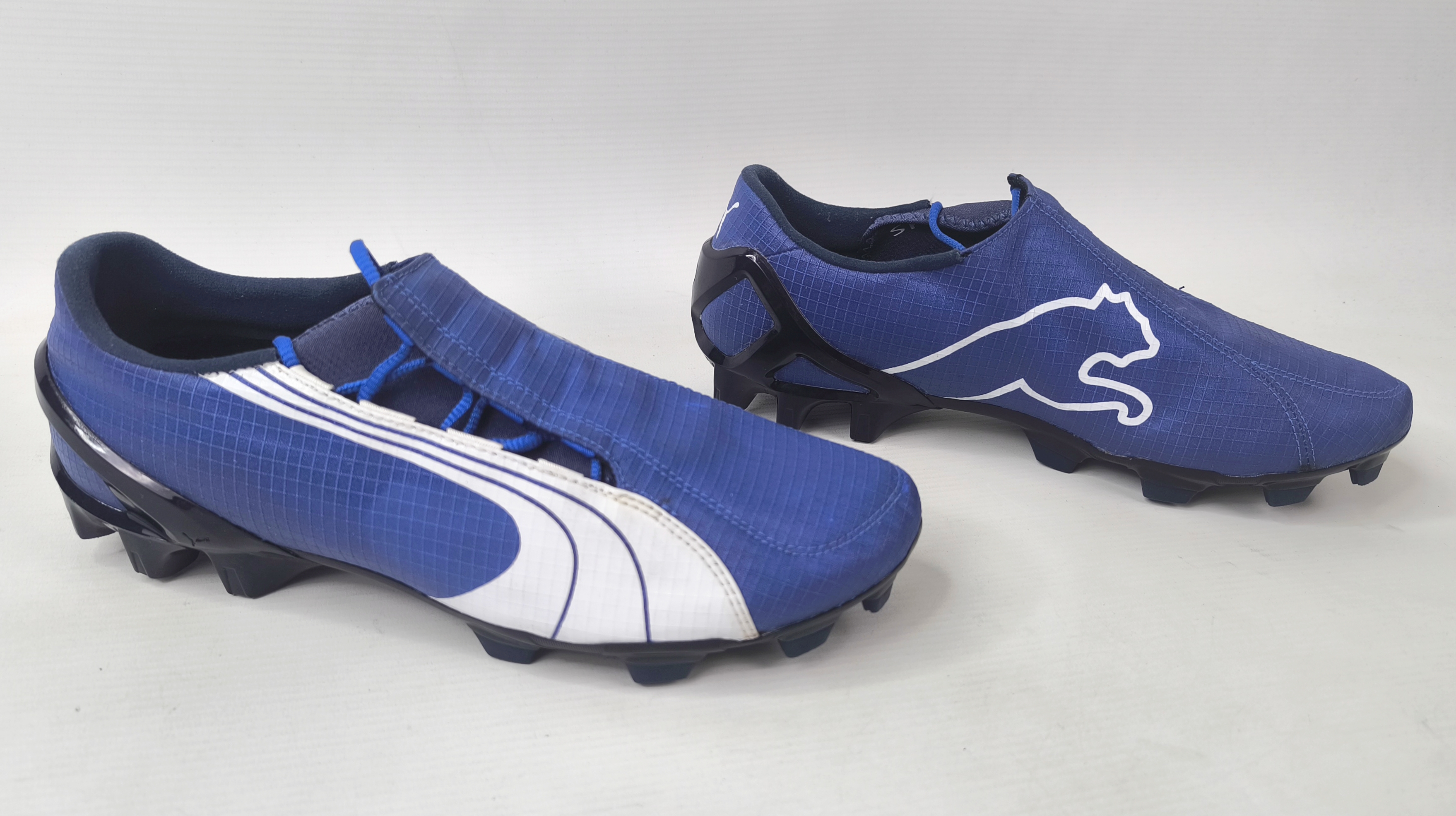 Puma v1.06 FG Fussball Schuhe blau EUR 41 / UK 7.5 aus 2006 ungetragen 101012 06