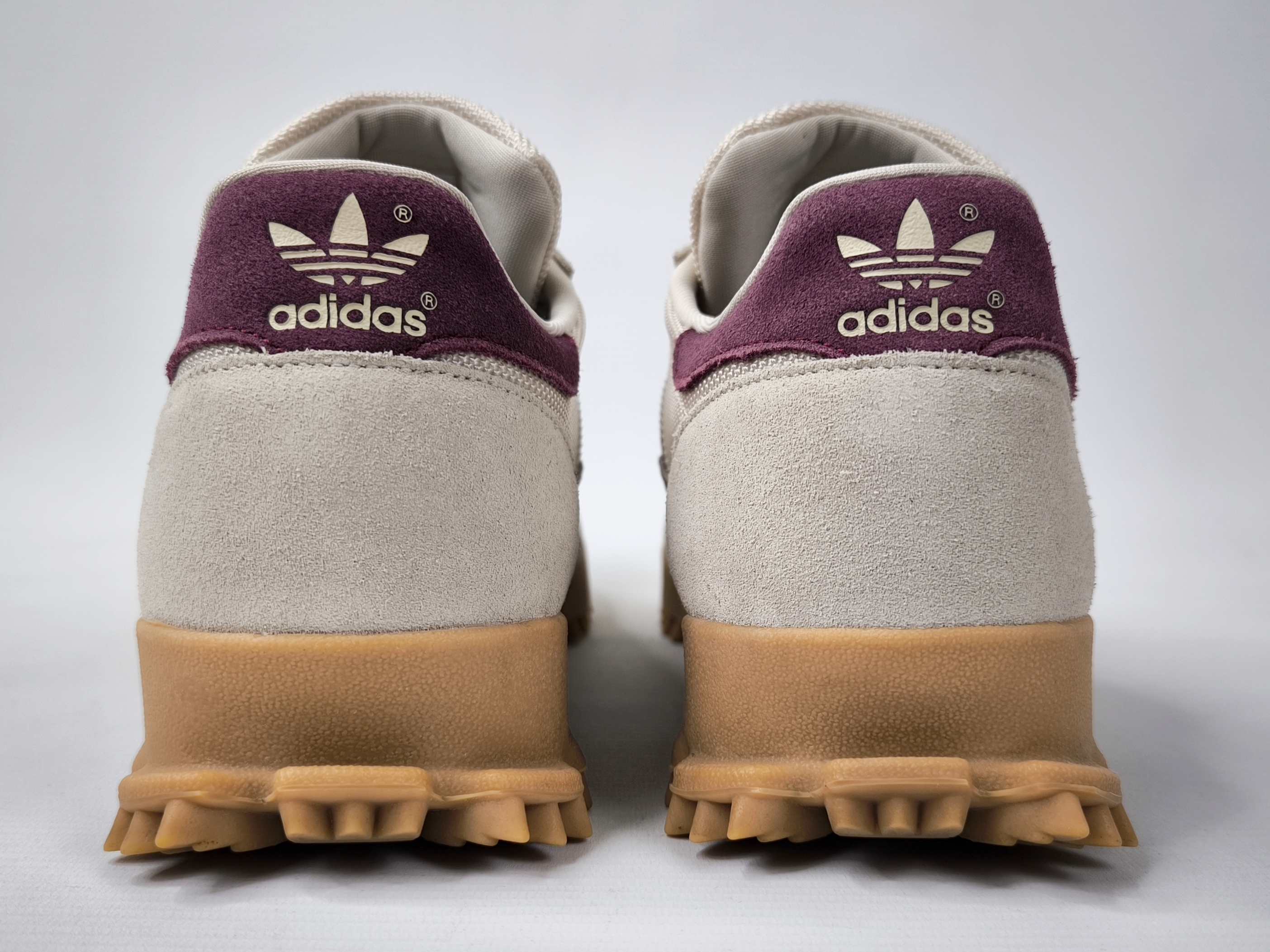 adidas Marathon TR Trainer Schuhe Eur 44 2/3 - UK 10 aus 2023 IG7398 naturfarben